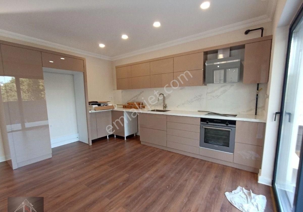 Döşemealtı Tomalar'da 5+1 Yerden Isıtmalı Lüks Villa - Görsel 17