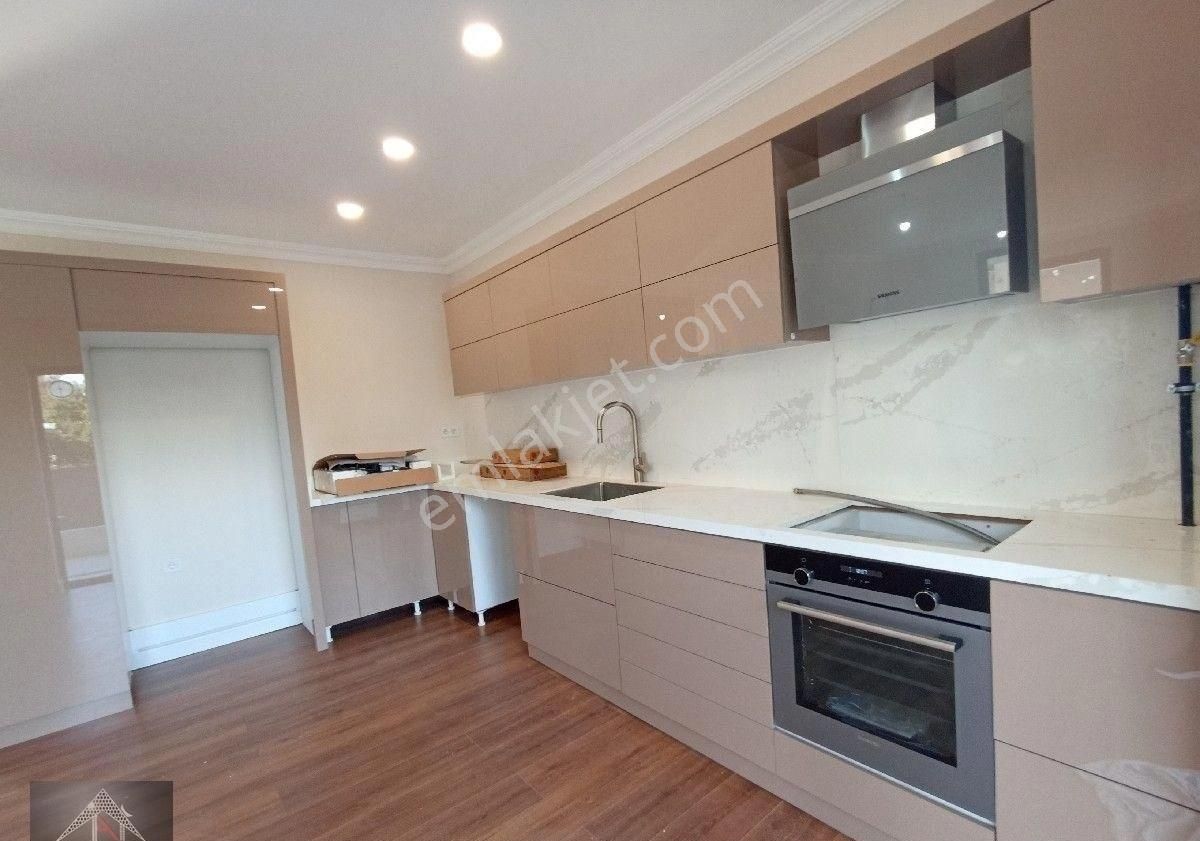 Döşemealtı Tomalar'da 5+1 Yerden Isıtmalı Lüks Villa - Görsel 5