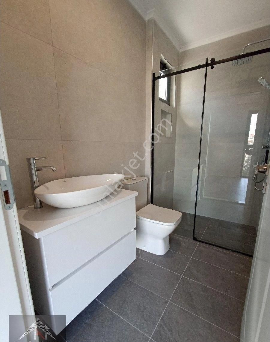 Döşemealtı Tomalar'da 5+1 Yerden Isıtmalı Lüks Villa - Görsel 29