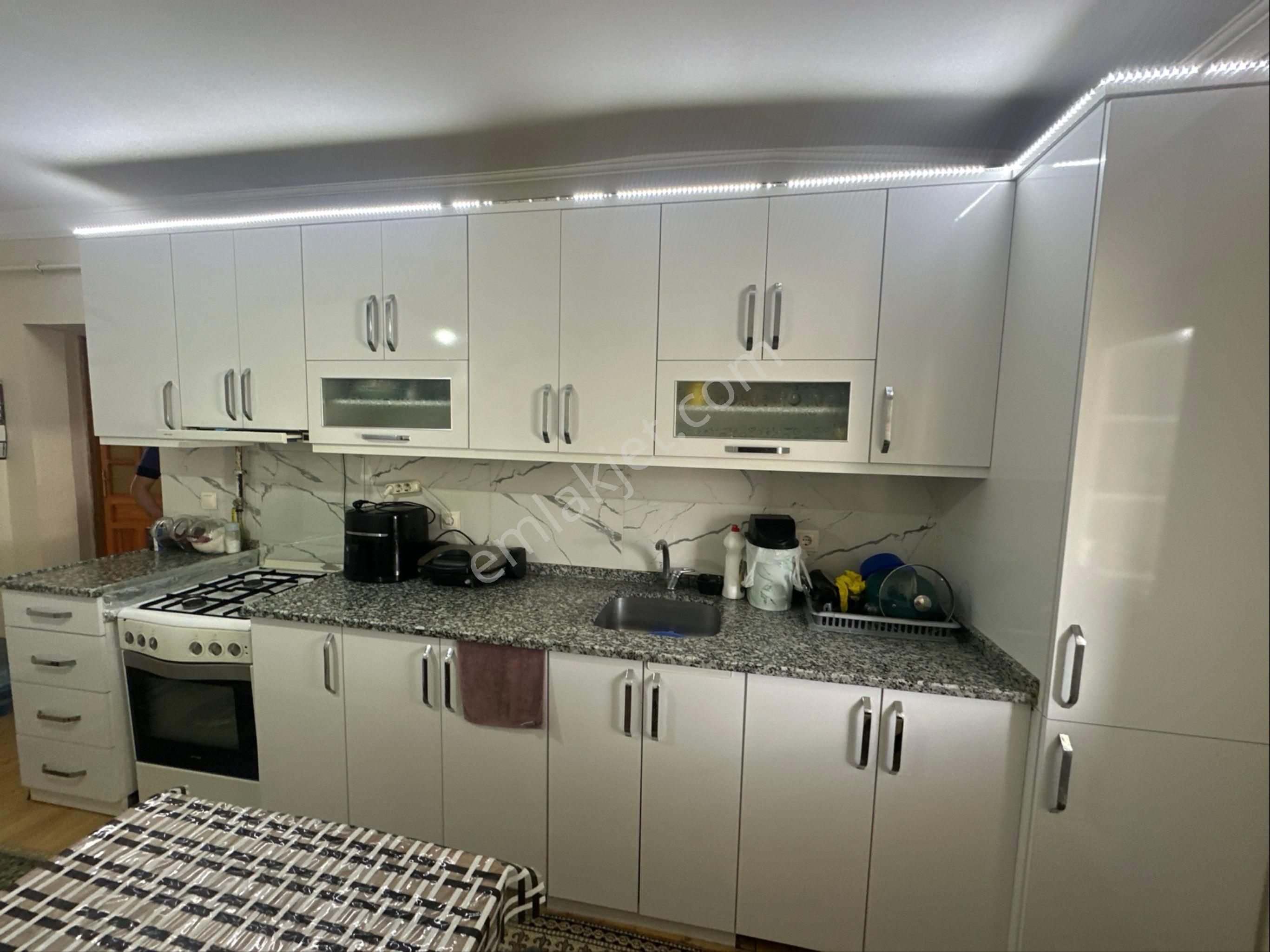 Şahbaz Emlak’tan Karşıyaka Mahallesi’nde Komple Satılık Bina - Görsel 7