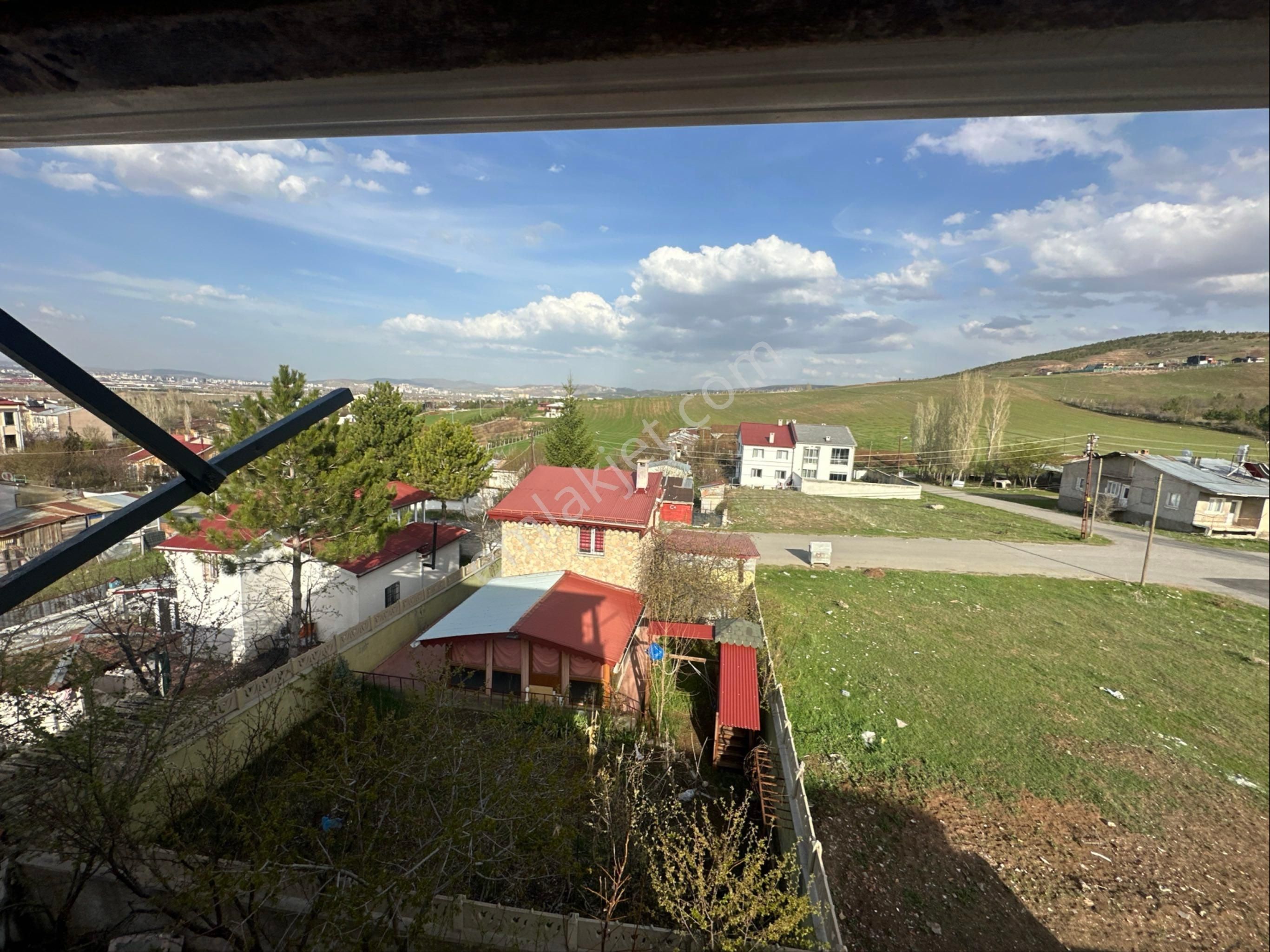 Şahbaz Emlak’tan Karşıyaka Mahallesi’nde Komple Satılık Bina - Görsel 14