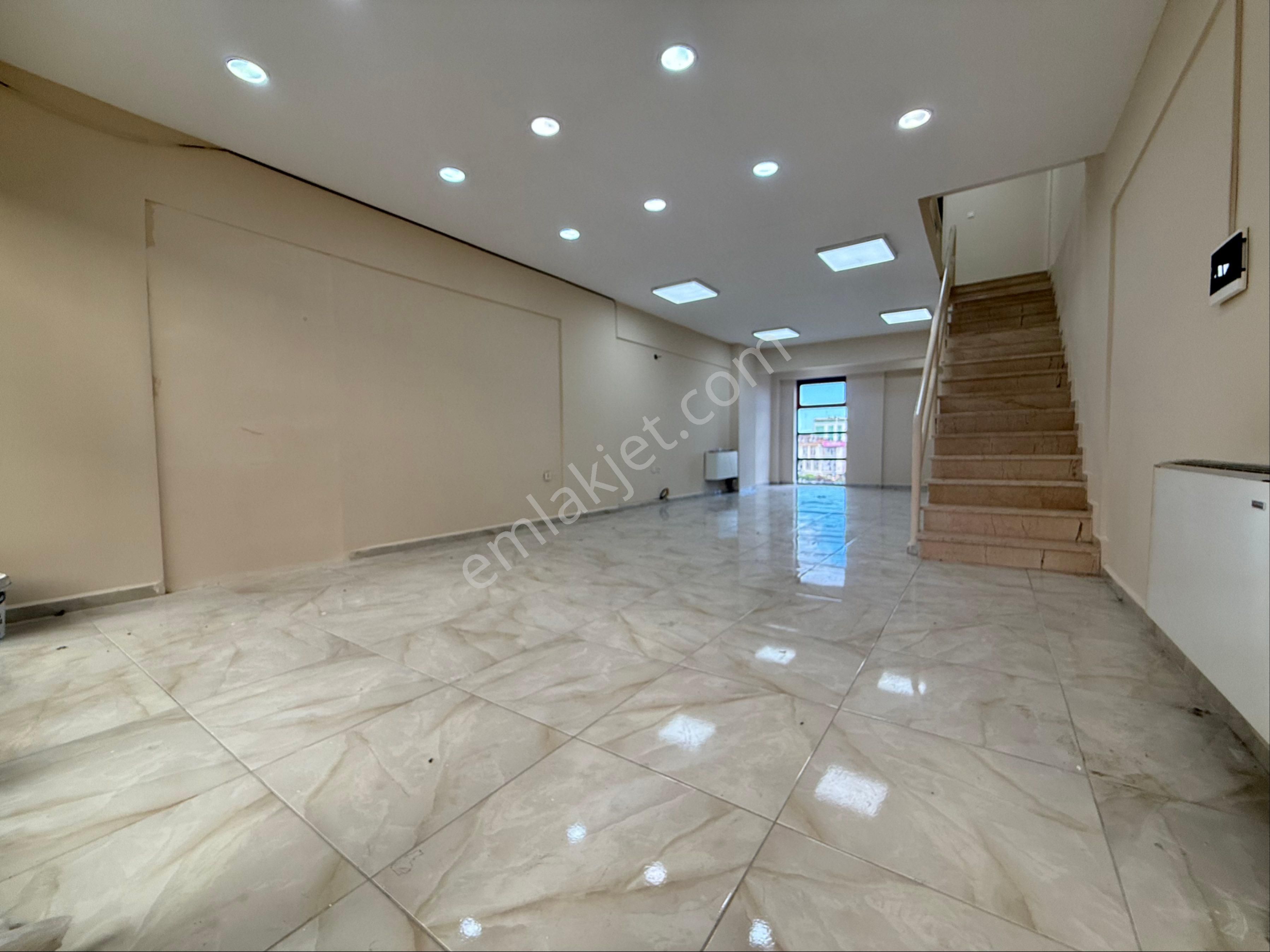 Tekstilkent City Emlaktan Şık Yapılı 120 M2 Kiralık Ofis Katı