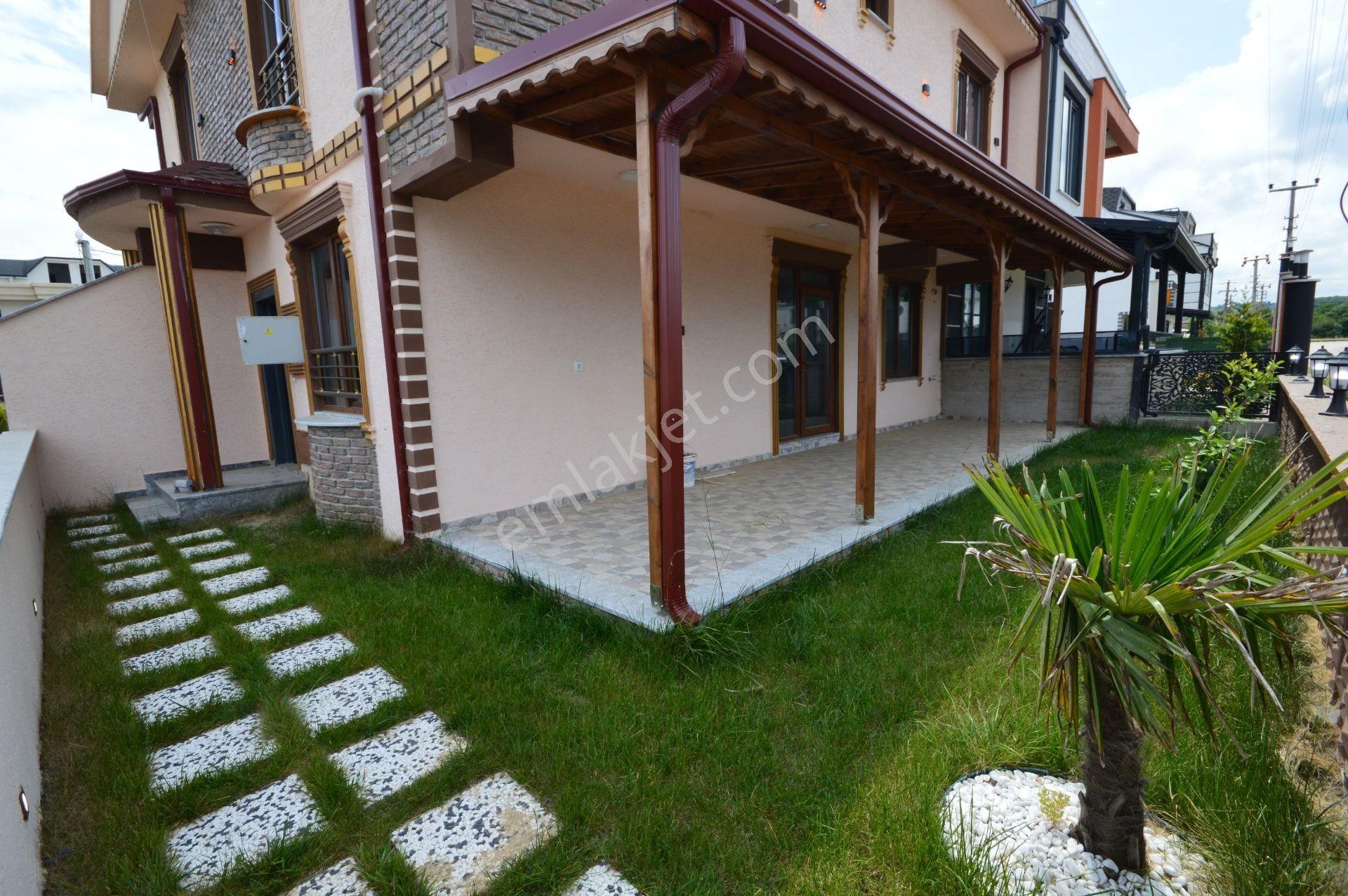 🏡 Satın Al, Değer Kazan: Yatırımlık Lokasyonda Eşsiz Villa Fırsatı!