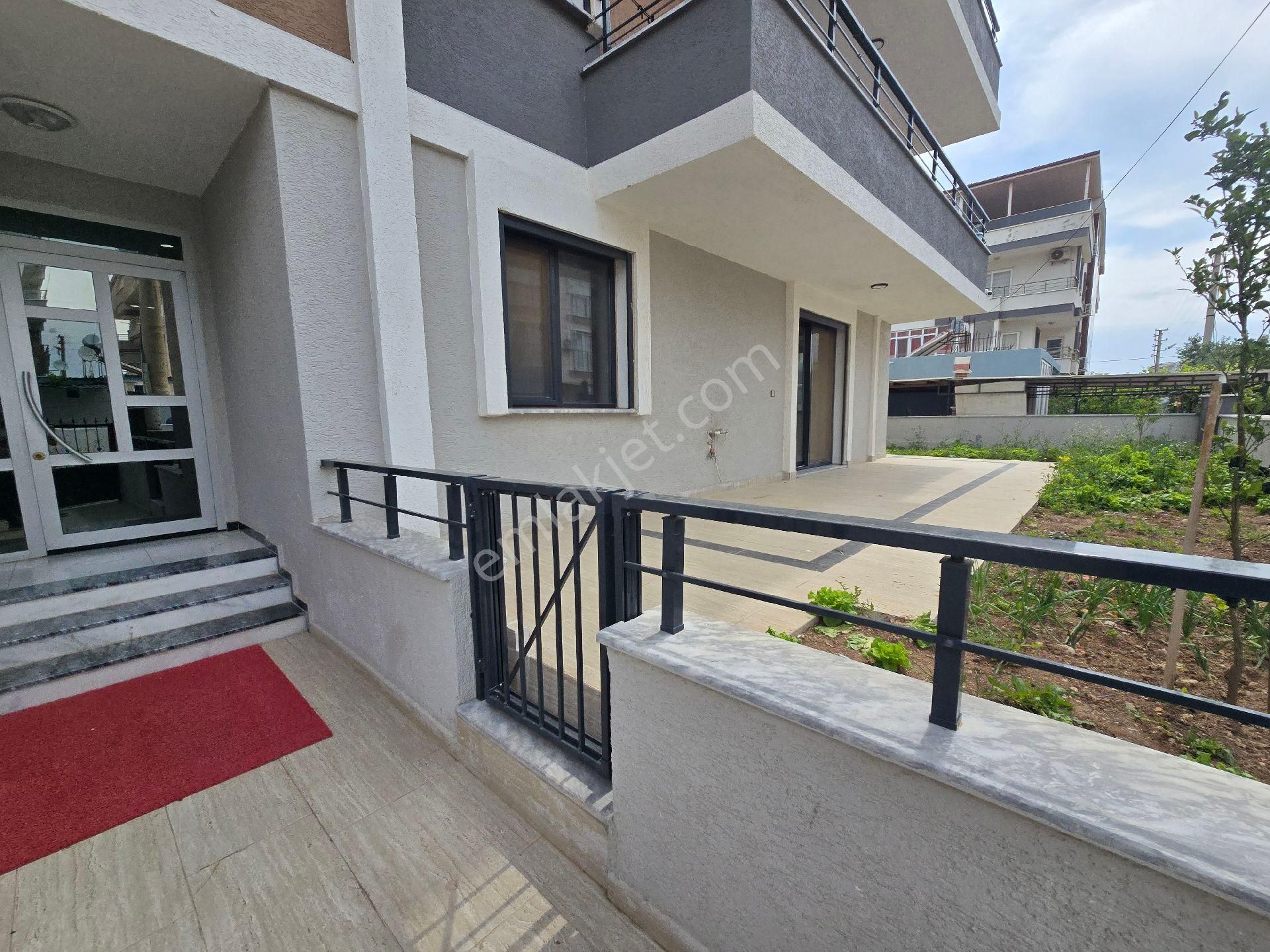 Didim Hisarda Satılık Müstakil Bahçeli 1+1 Sıfır Lüx Daire