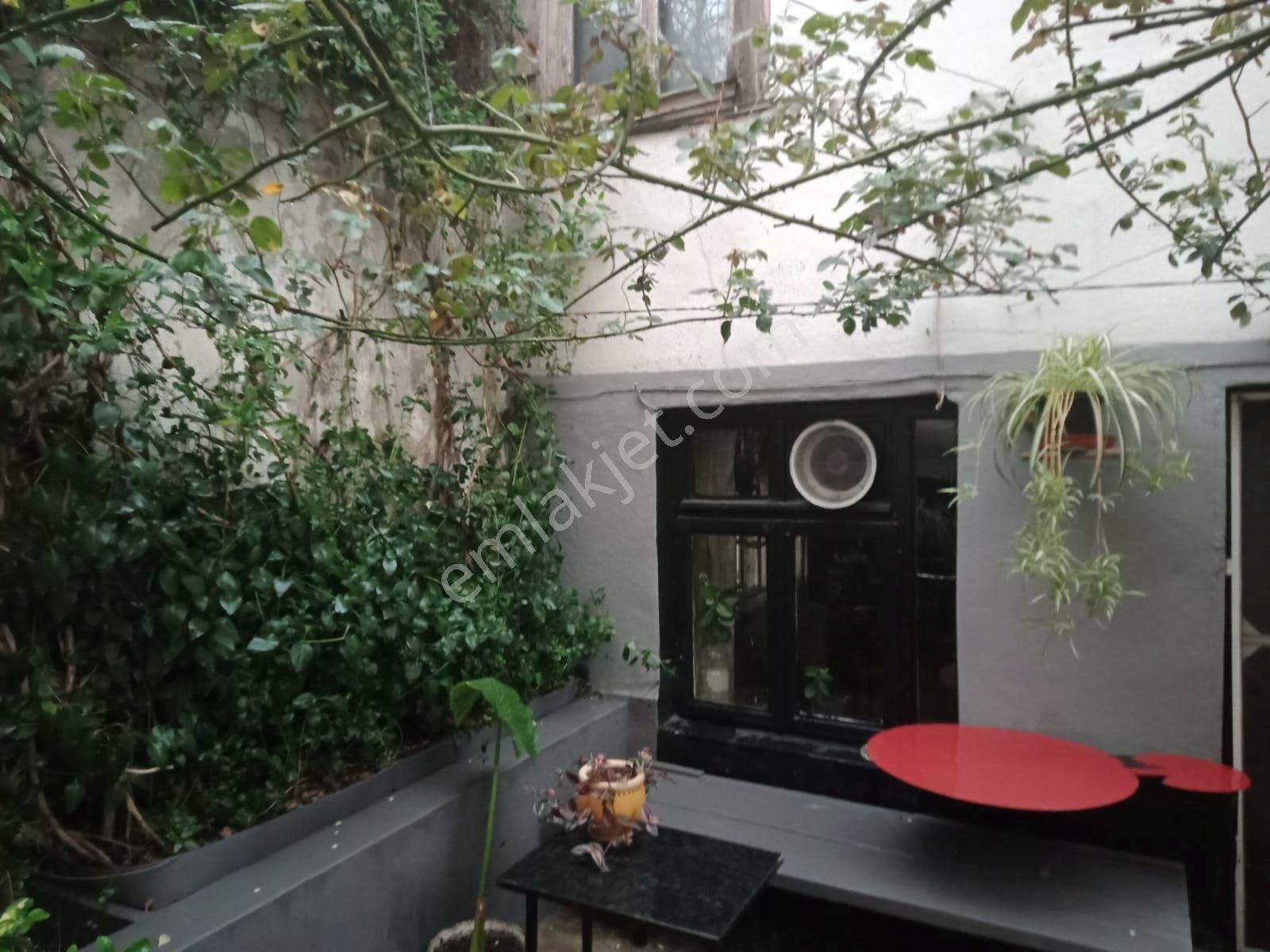 Adrian'dan Dilaverbey Mah. Satılık Tarihi Konak - Görsel 17