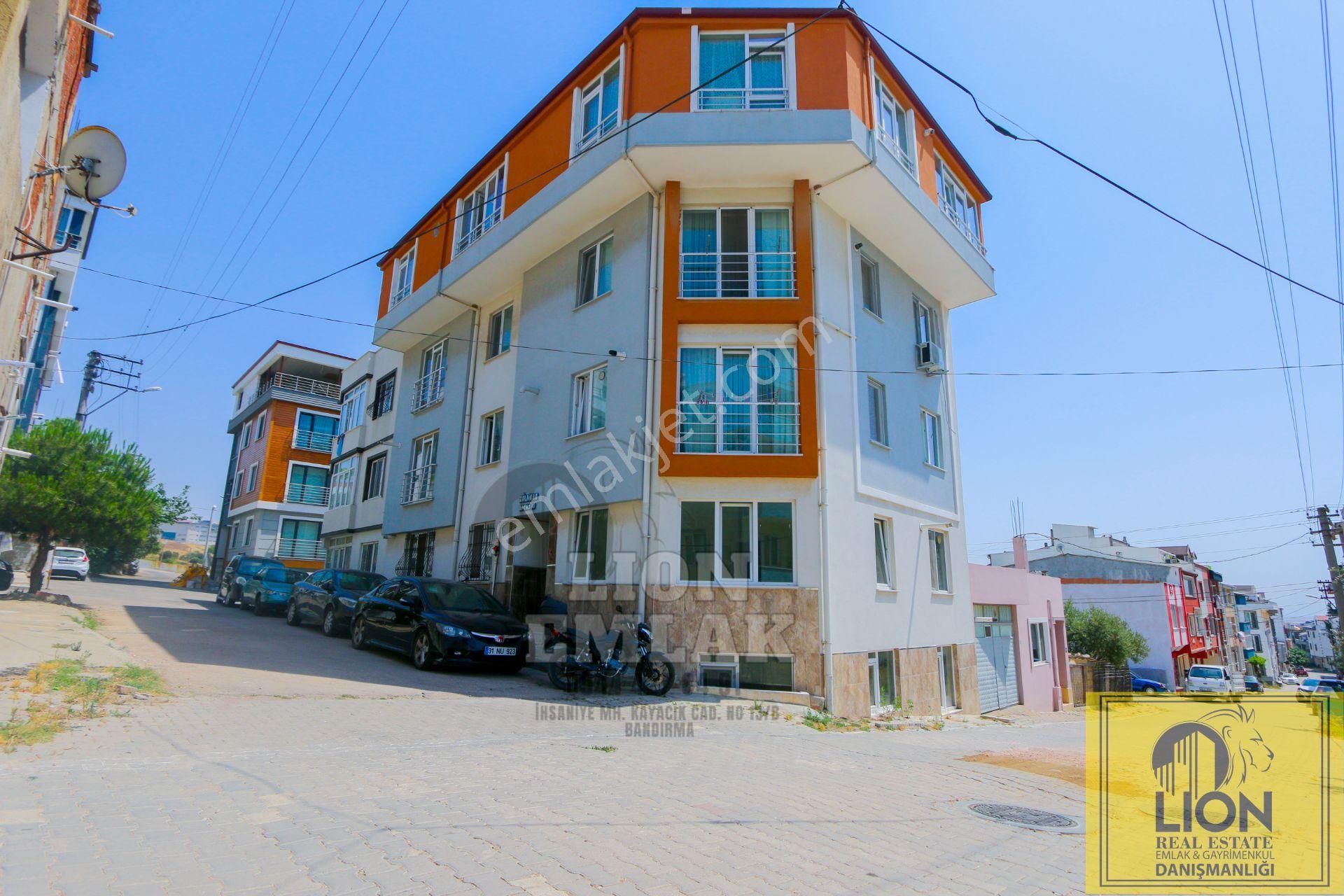 Bandırma 100.yıl'da Geniş Kullanım Alanına Sahip , Dubleks 2+1 Kiralık Daire