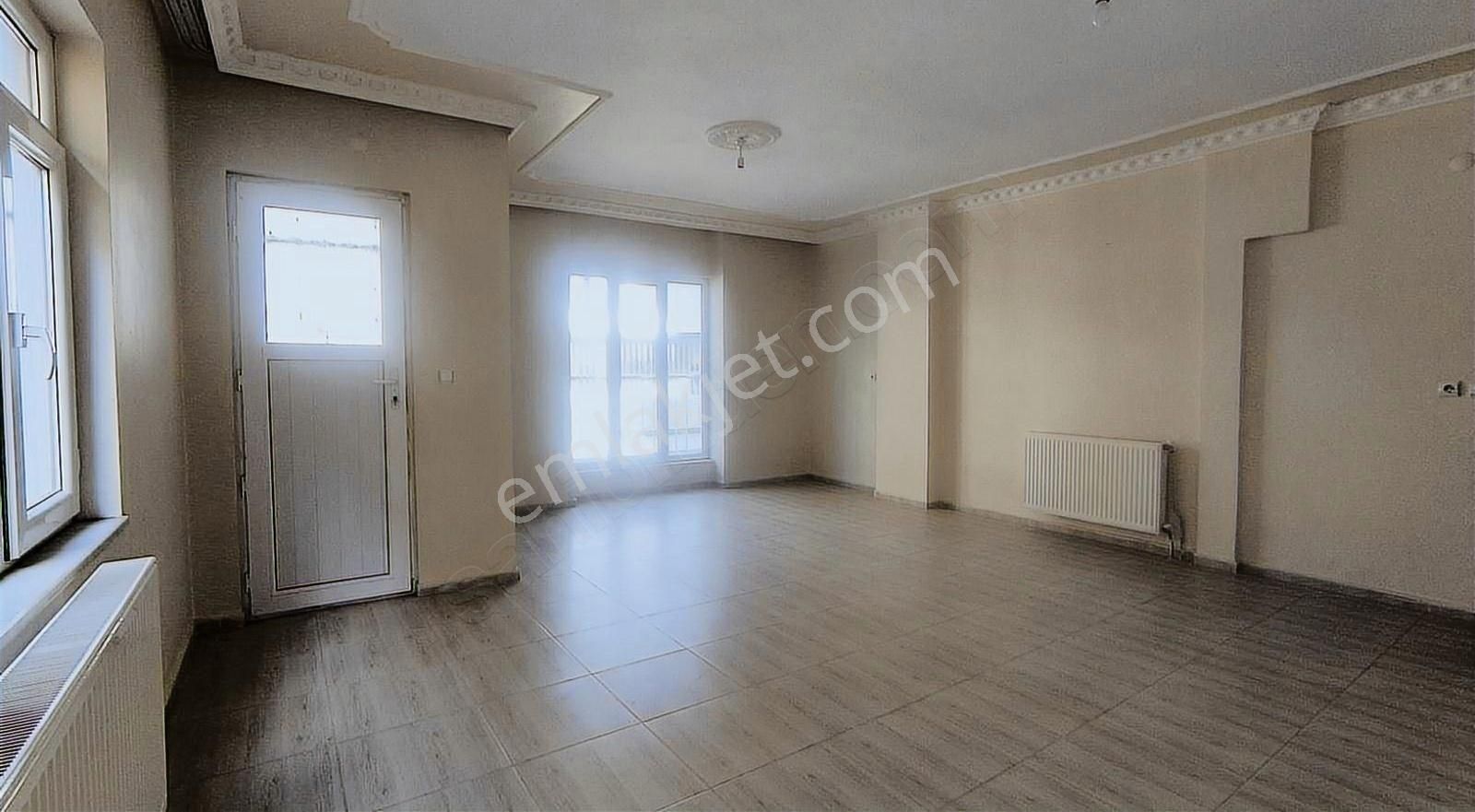 Çarşı Yürüme Mesafesinde Satılık Daire