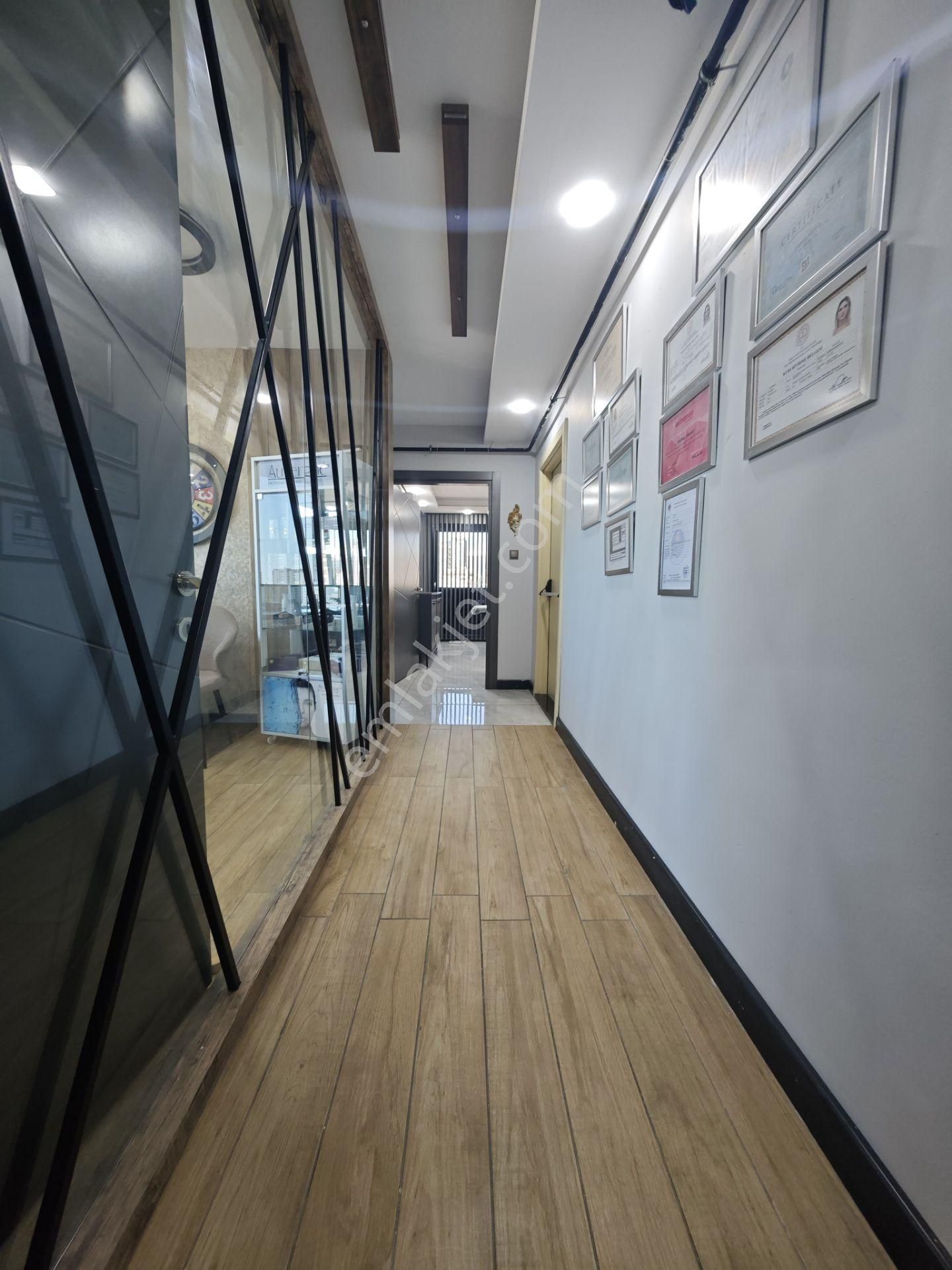 Mersin Yenişehir’in Kalbinde , Satılık Plaza Ofis - Görsel 28