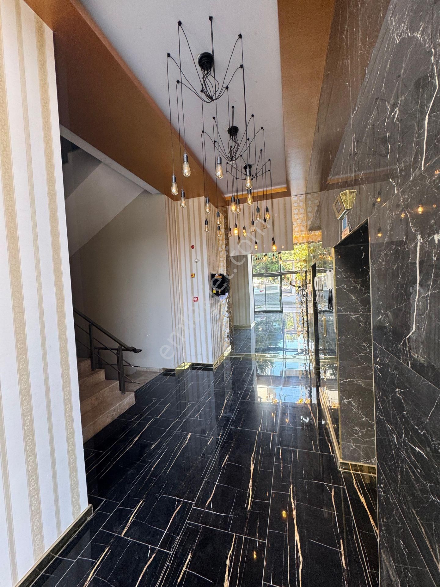 Mersin Yenişehir’in Kalbinde , Satılık Plaza Ofis - Görsel 7