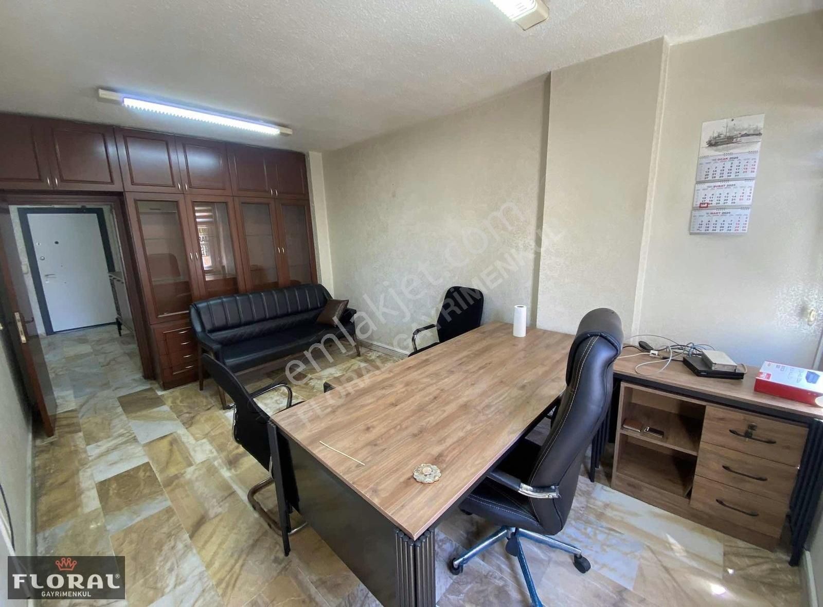 Floral'den Çarşı Merkezde Full Eşyalı Kiralık Ofis