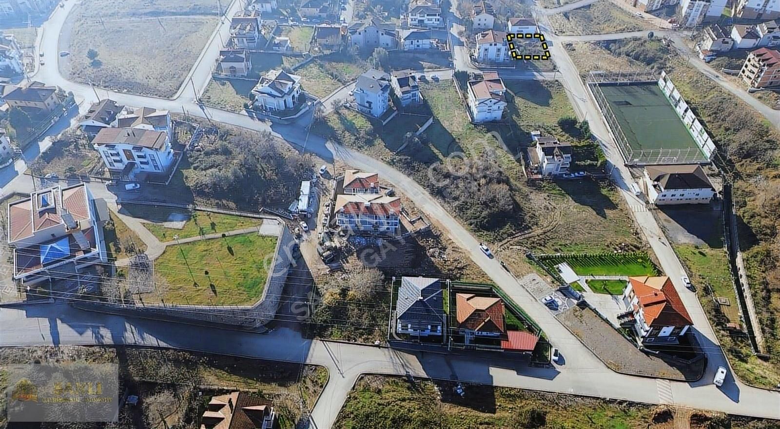 Şanlı Gayrimenkulden Çınarlıda Güzel Konumda 400m² Arsa