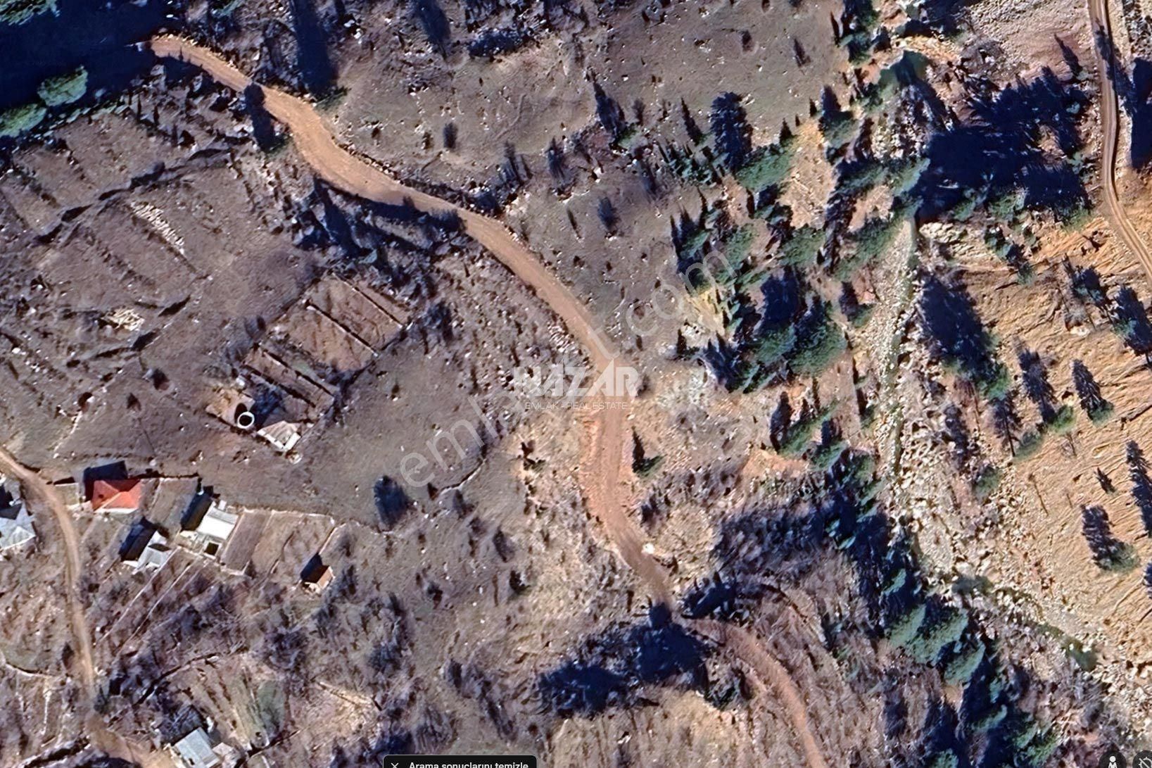 Alanya Şıhlar Köyü Çayarası’nda 1.817 M² Satılık Tarla
