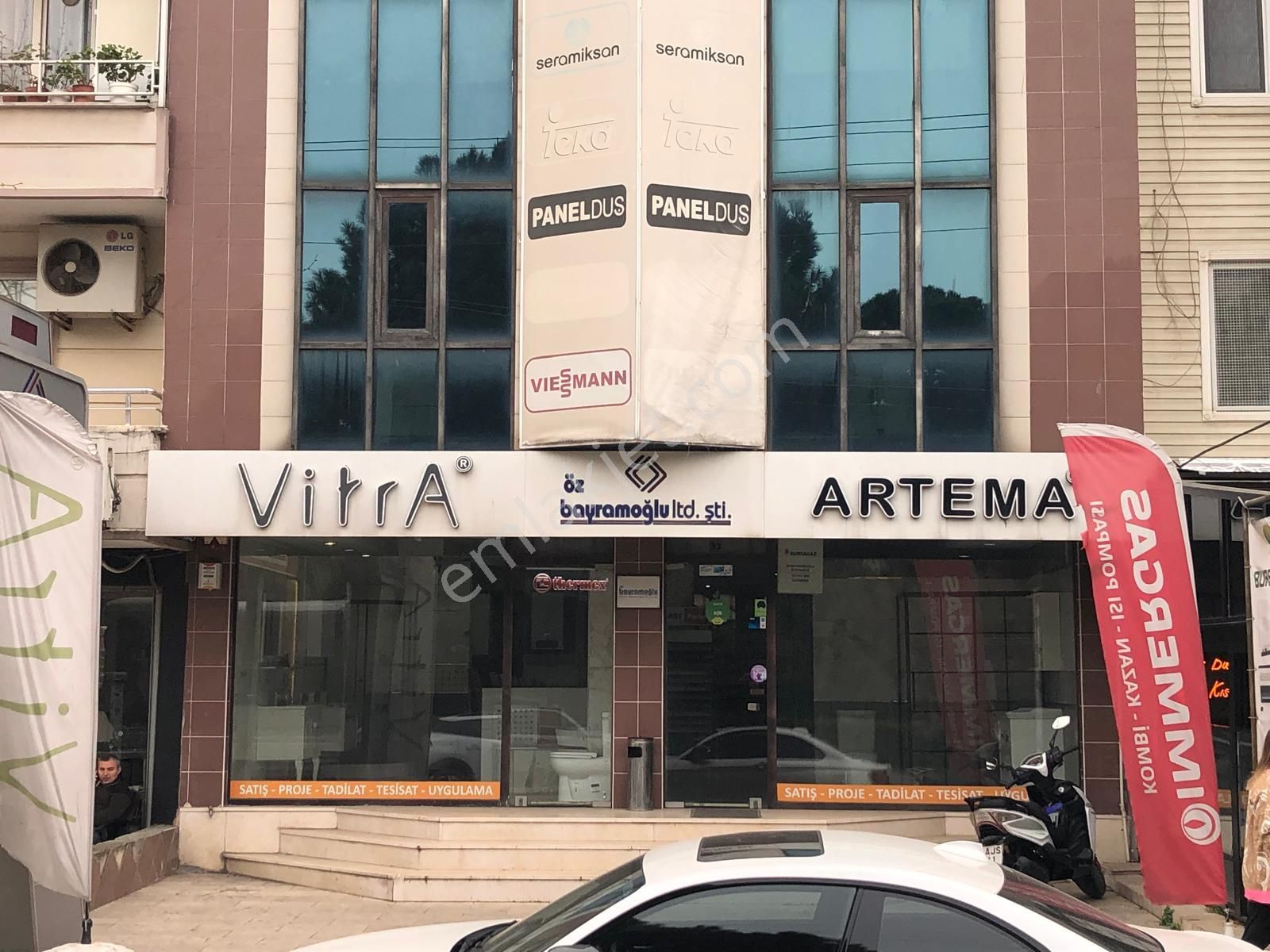 Turyap City'den Hürriyet Caddesi Üzeri Tripleks Dükkan