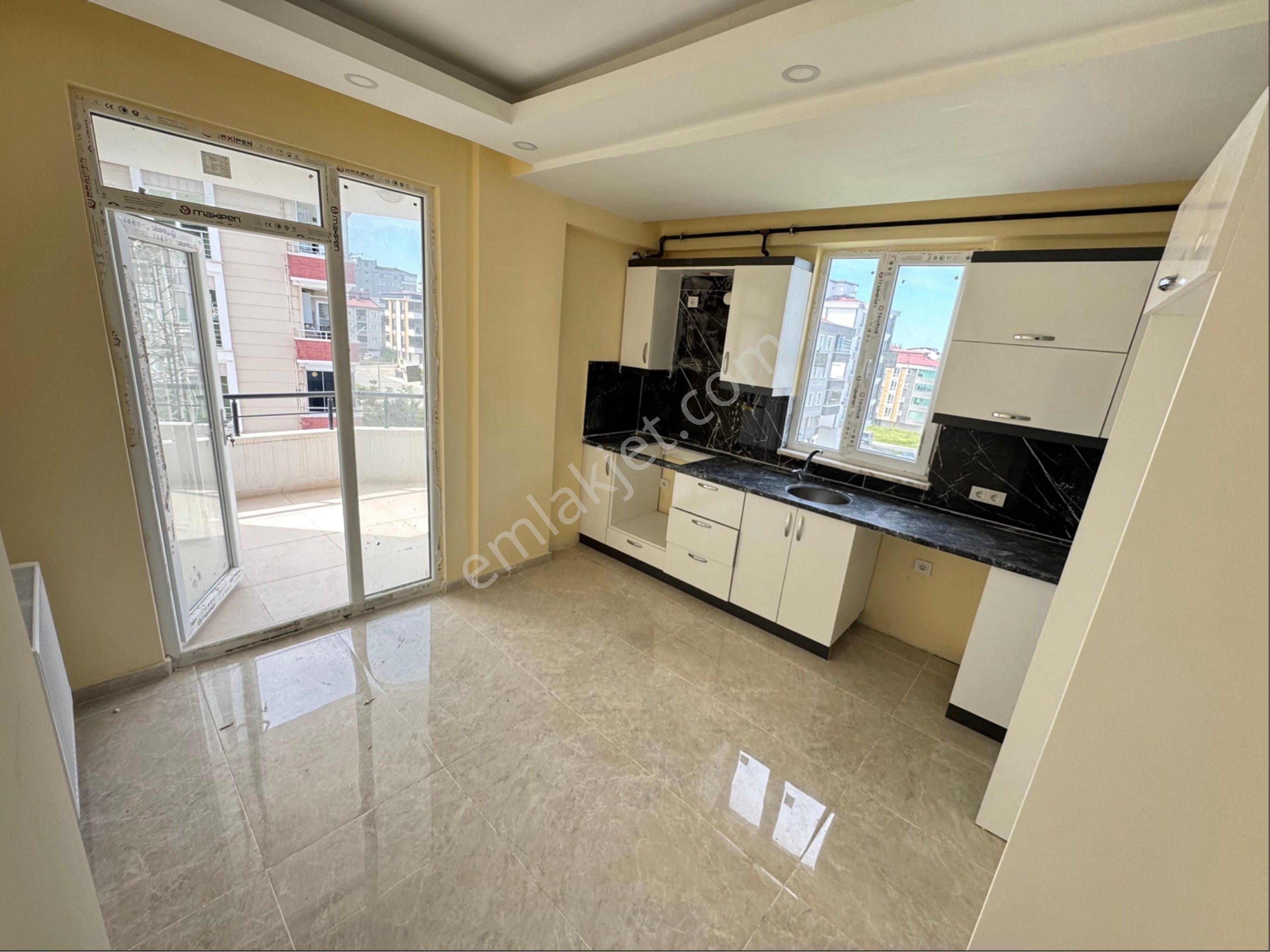 Furkan Emlaktan Kalkancı Mah 2.kat 3+1 130m2 Çift Balkonlu Arakat Sıfır Fırsat Daire