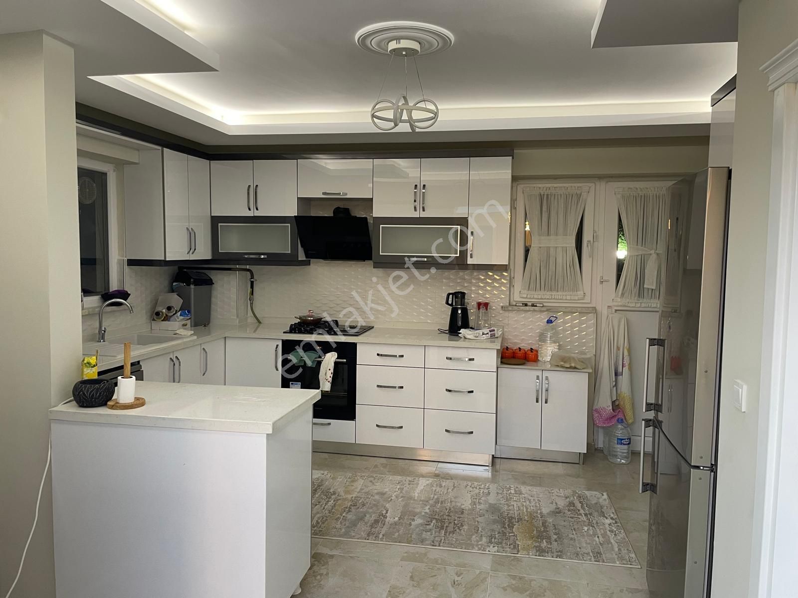 Şarköy De Işık Emlaktan İstiklal Mah De 3+1 140 M2 Mustakil Villa - Görsel 5