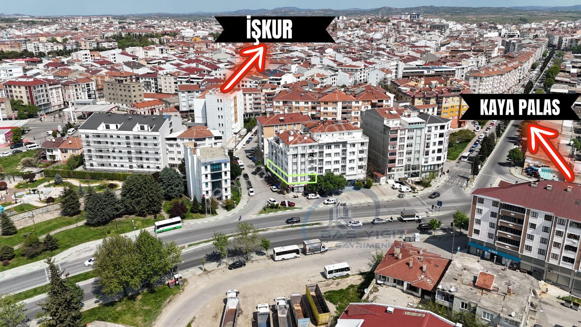 Karakaş Mahallesinde 3+1 160 M2 Daire