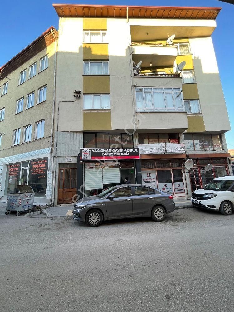 Güvenay - Çorum Marmaris Lokantası Yakını Eşyalı Kiralık İki Katlı Dükkan