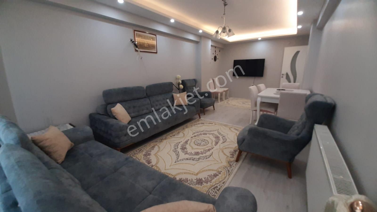 Cumhuriyet Mah. Adliye Binası Yakını Doğalgazlı Satılık Ara Kat Yeni Daire