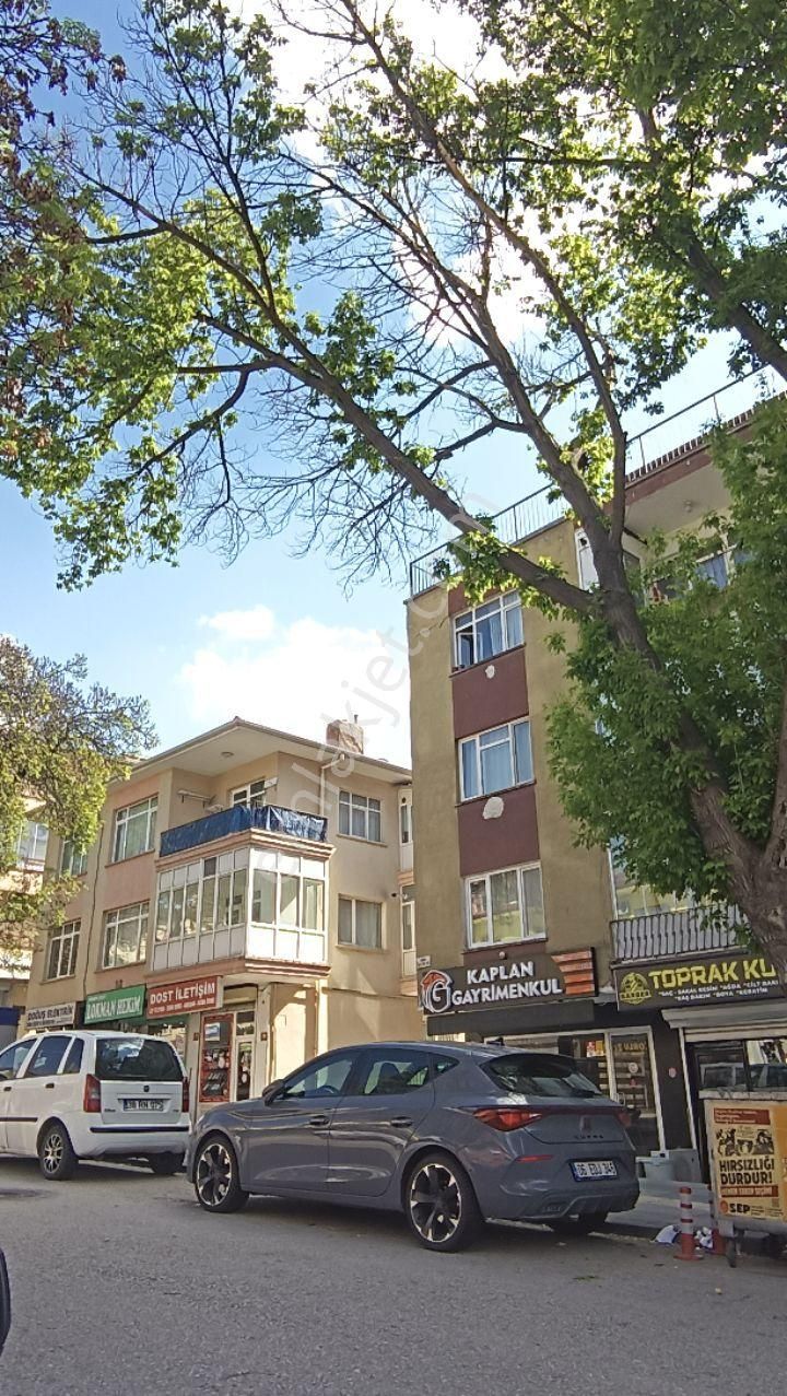 Çankaya Kurtuluş Metroya Üniversitelere Yakın Kısmi Eşyalı Kiralık Daire