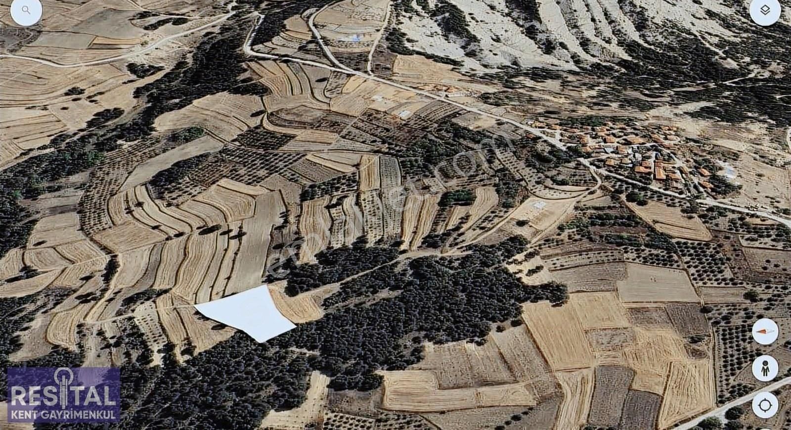 Esenköyde Köy Yanı Havadar Konumda 4.083 M² Yatırımlık Tarla!
