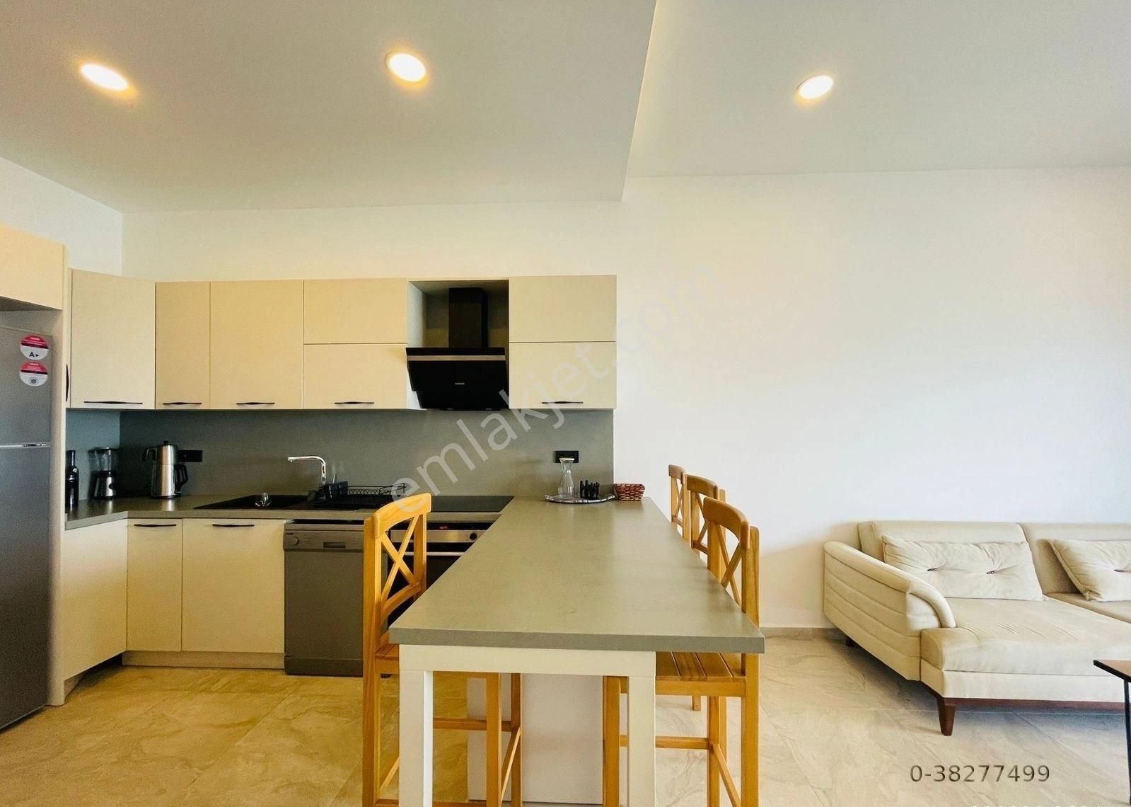Turgutreis'te Denize Sıfır 2+1 Yıllık Kiralık Residence