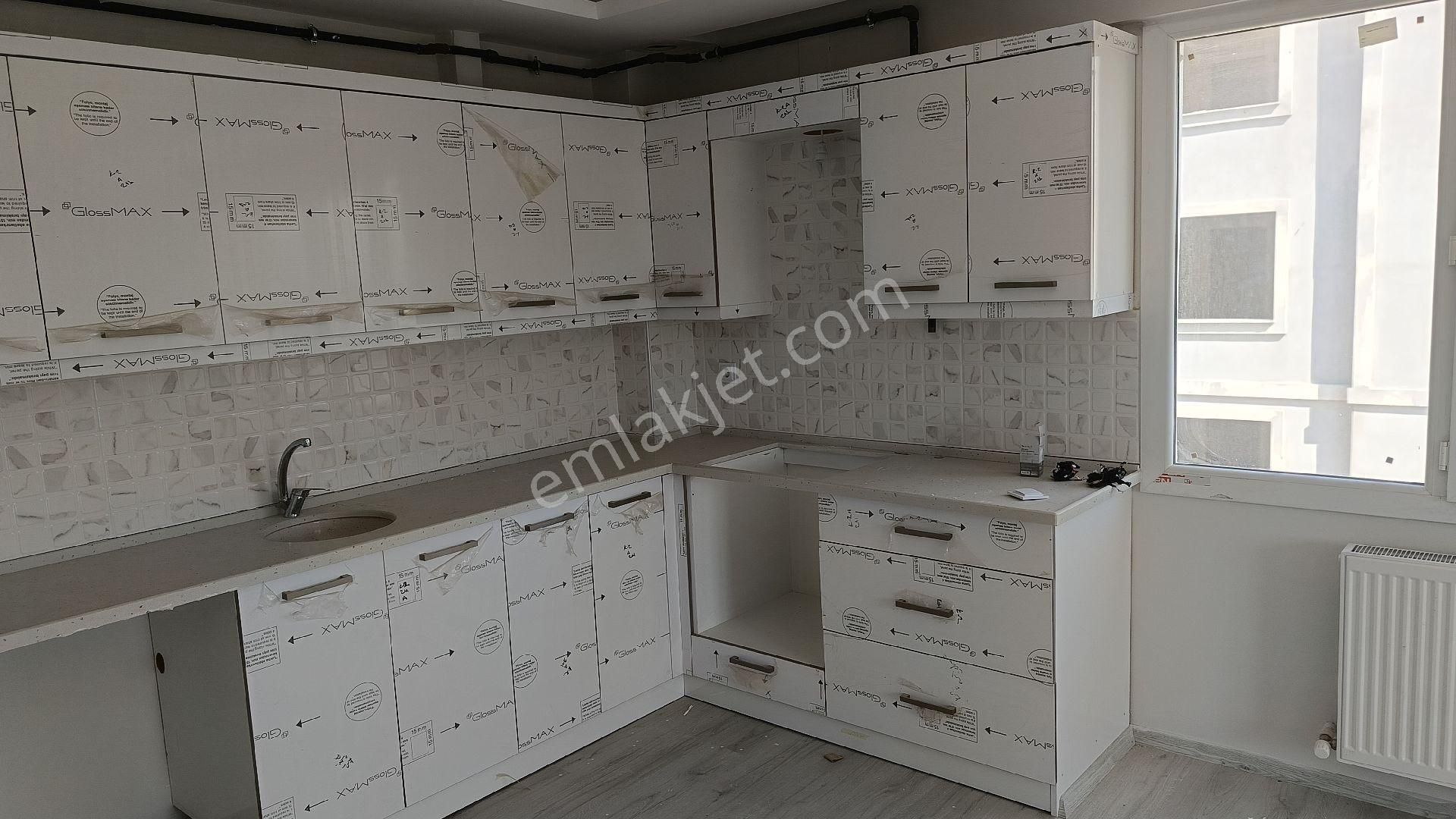Yasin Emlak Tan Manisa Akhisar Efendi Mah Pirestij Dde Kiralık Daire