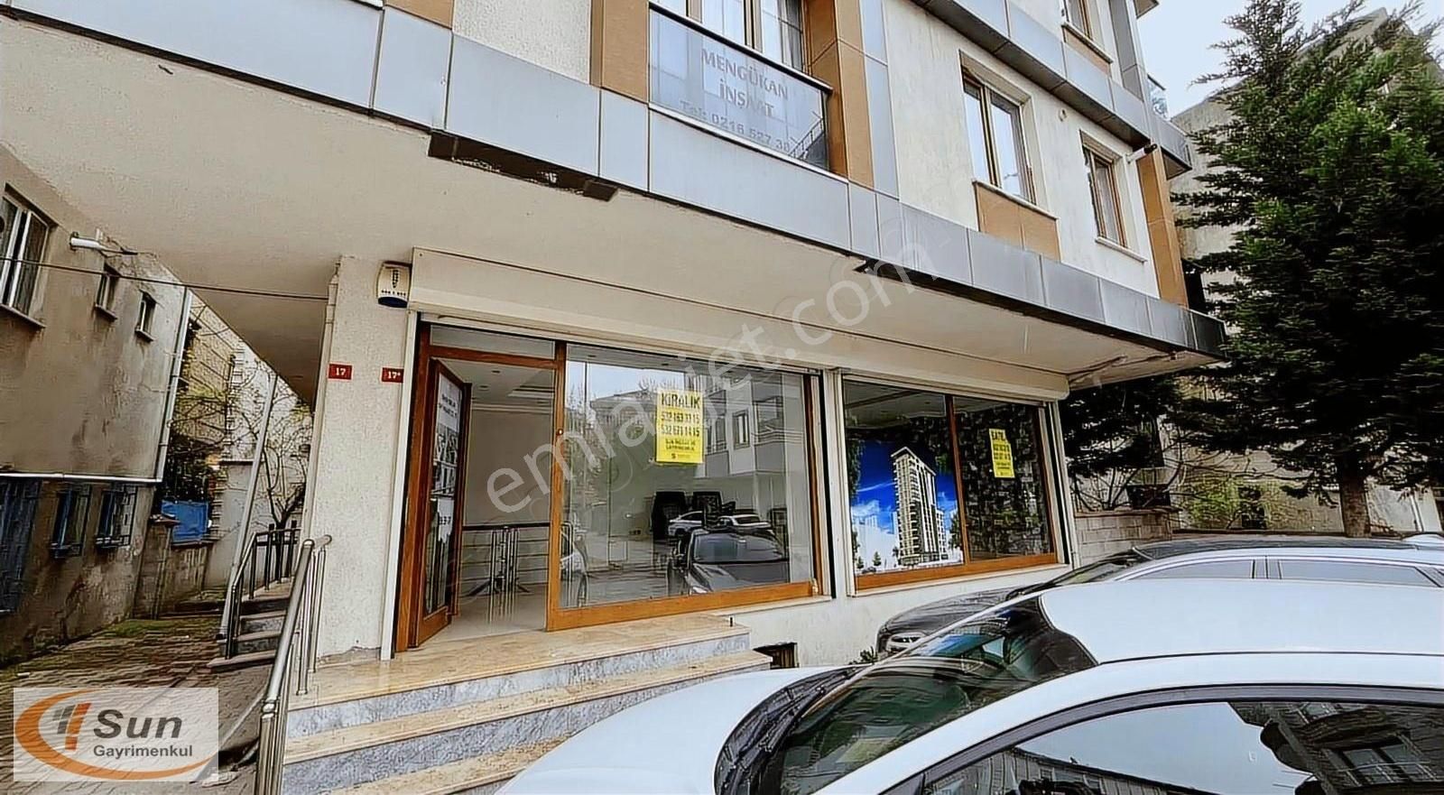 Sun Gayrimenkul'den Ofis Mağaza Restoran Büro Alt Katı Mevcut