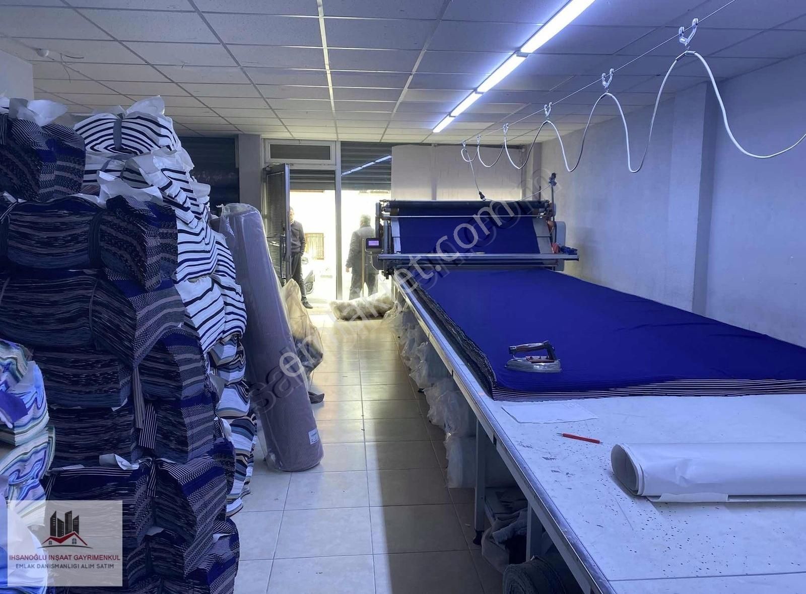 Esenlerin Merkezinde Düz Giriş Ofis İçin Uygundur