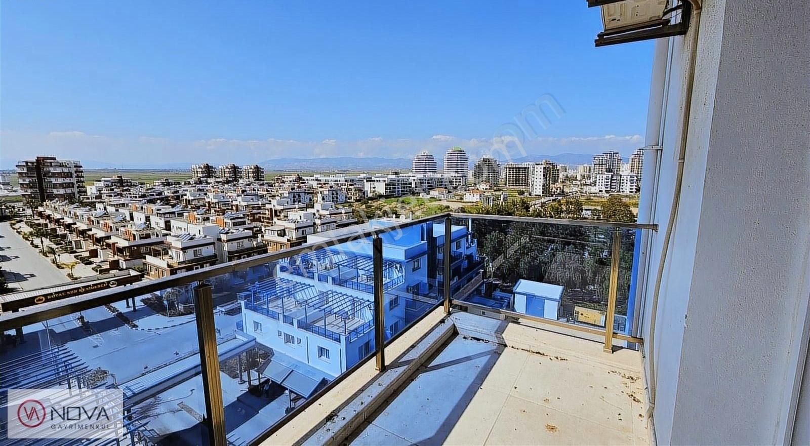 Royale Life Projesinde Full Deniz Manzaralı Stüdyo Daire