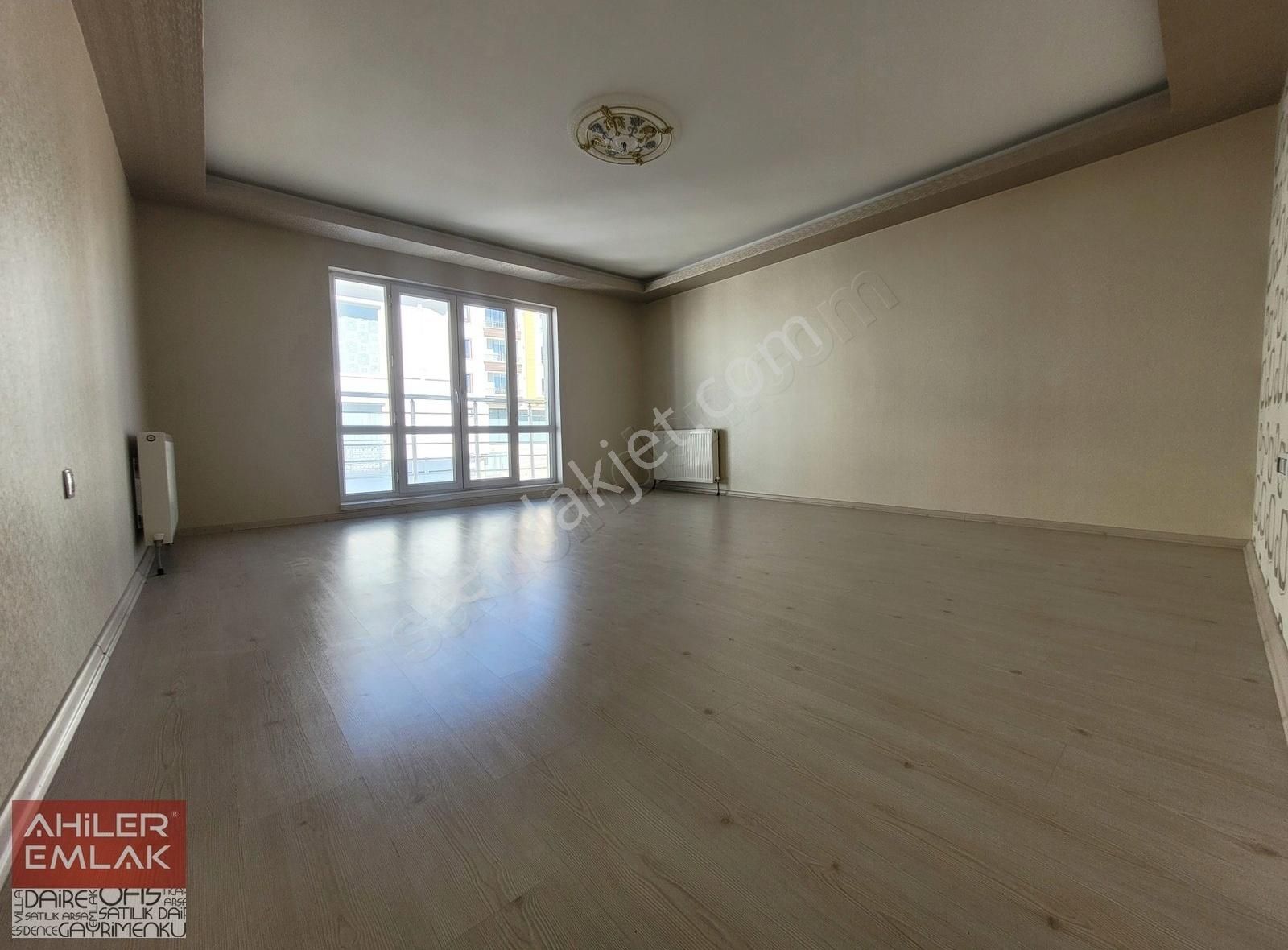 Yükseltepe Mah.sinde Full Yapılı 3 Oda 1 Salon 2.katta Asansörlü