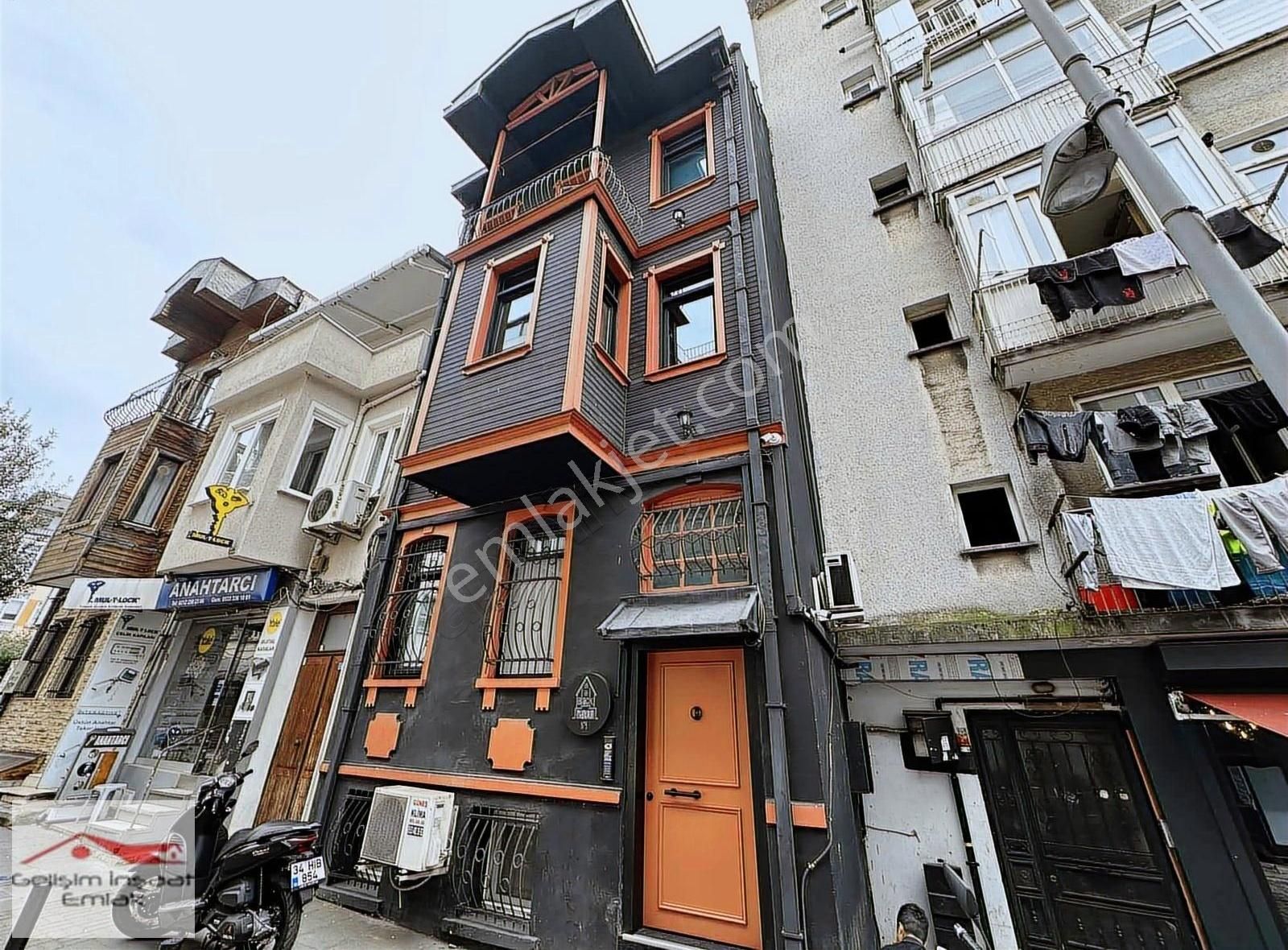 Ortaköy Merkezde Dublex 1+1 Eşyalı Kiralık Daire