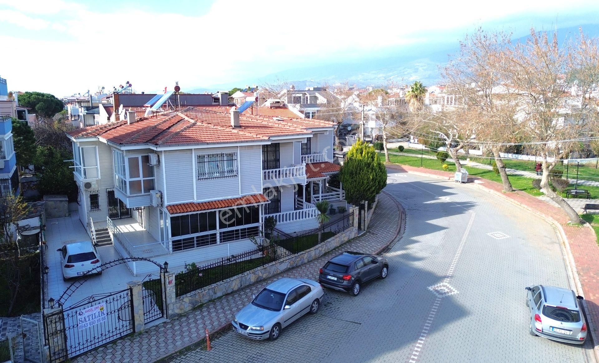 🔱sadece Aygül'den Yenimahalle'de Konforun Buluştuğu Modern Tasarımı İle Satılık 3+1 Müstakil Villa