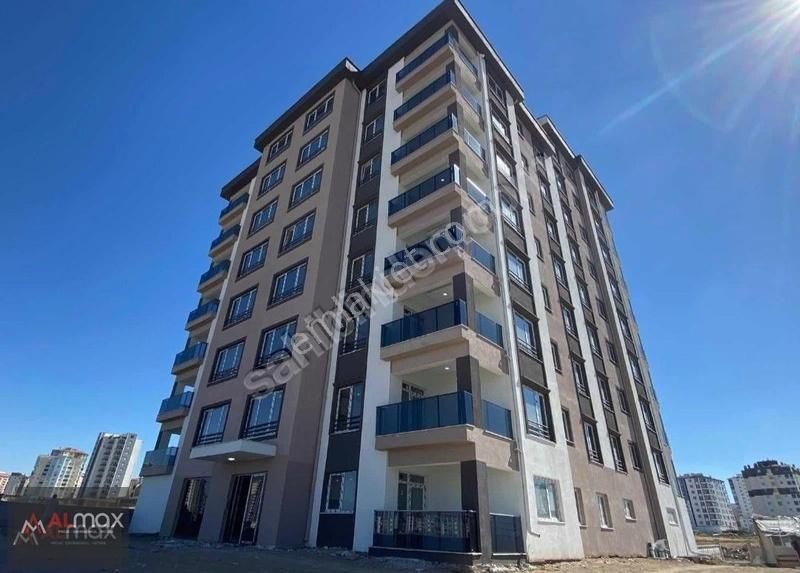 Serkentde 3+1 Satlık Lüks Daire