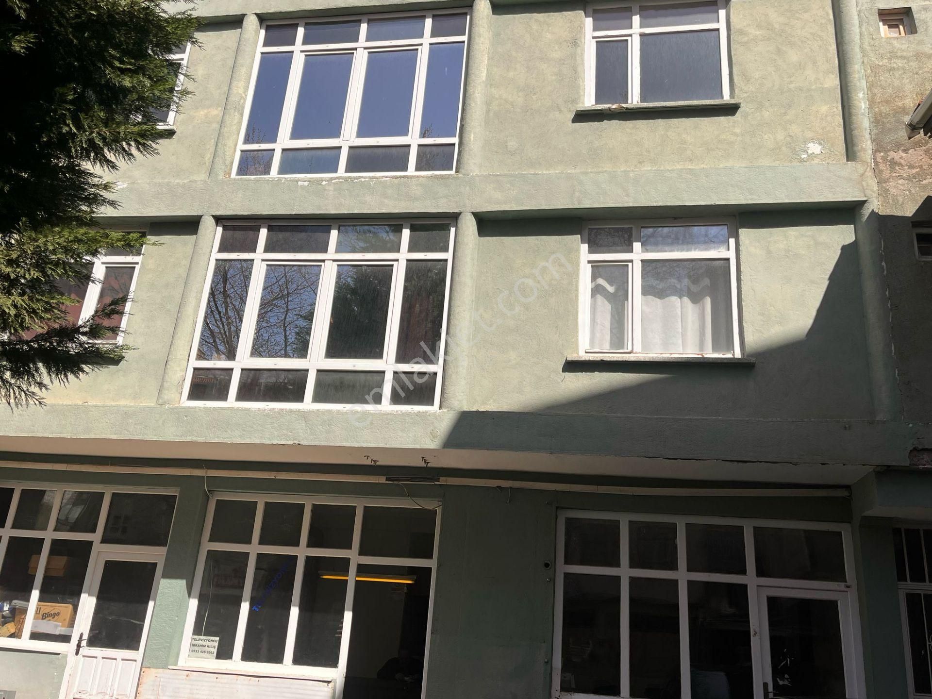 Dialog Skala'dan İskilip Merkezde Satılık Arakat 2+1 Fırsat Ofis