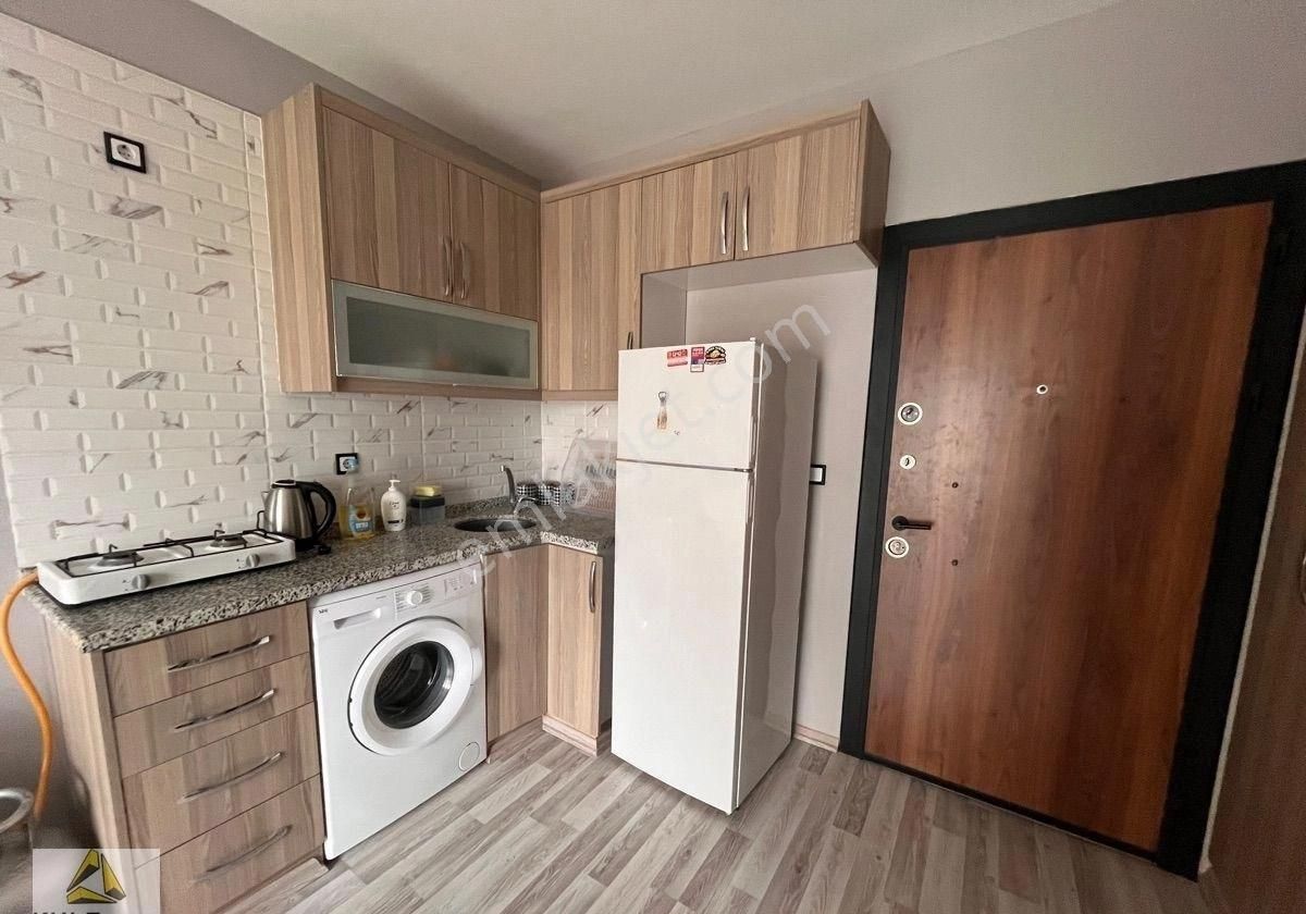 Çarkıpare'de Migros Karşısı Full Eşyalı Kiralık Daire