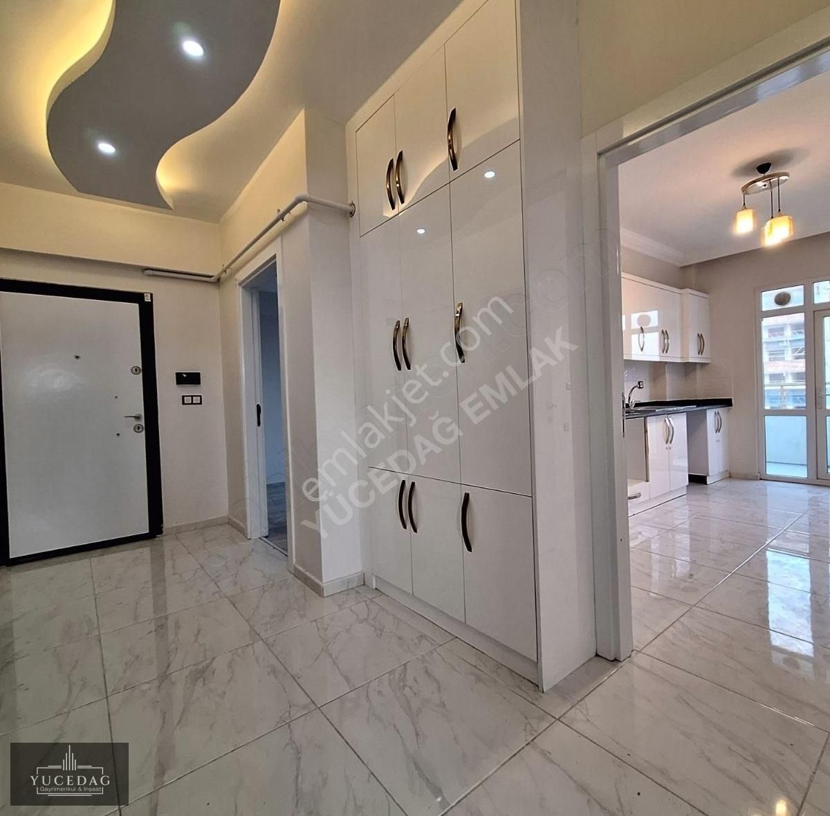 Gaziantep Merkez Fıstıklık 3+1 Lüks Arakat Kiralık Daire...