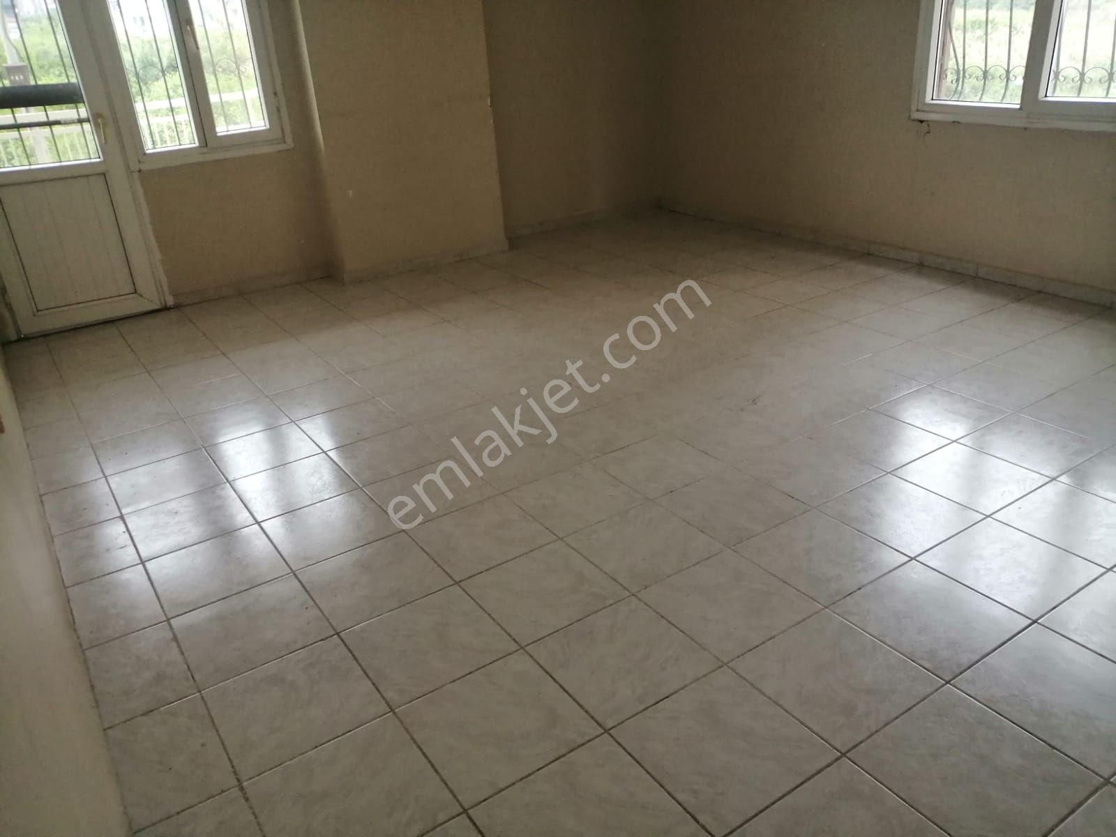 Erdemli Akdeniz Mahallesi'nde Kiralık 3+1 Daire