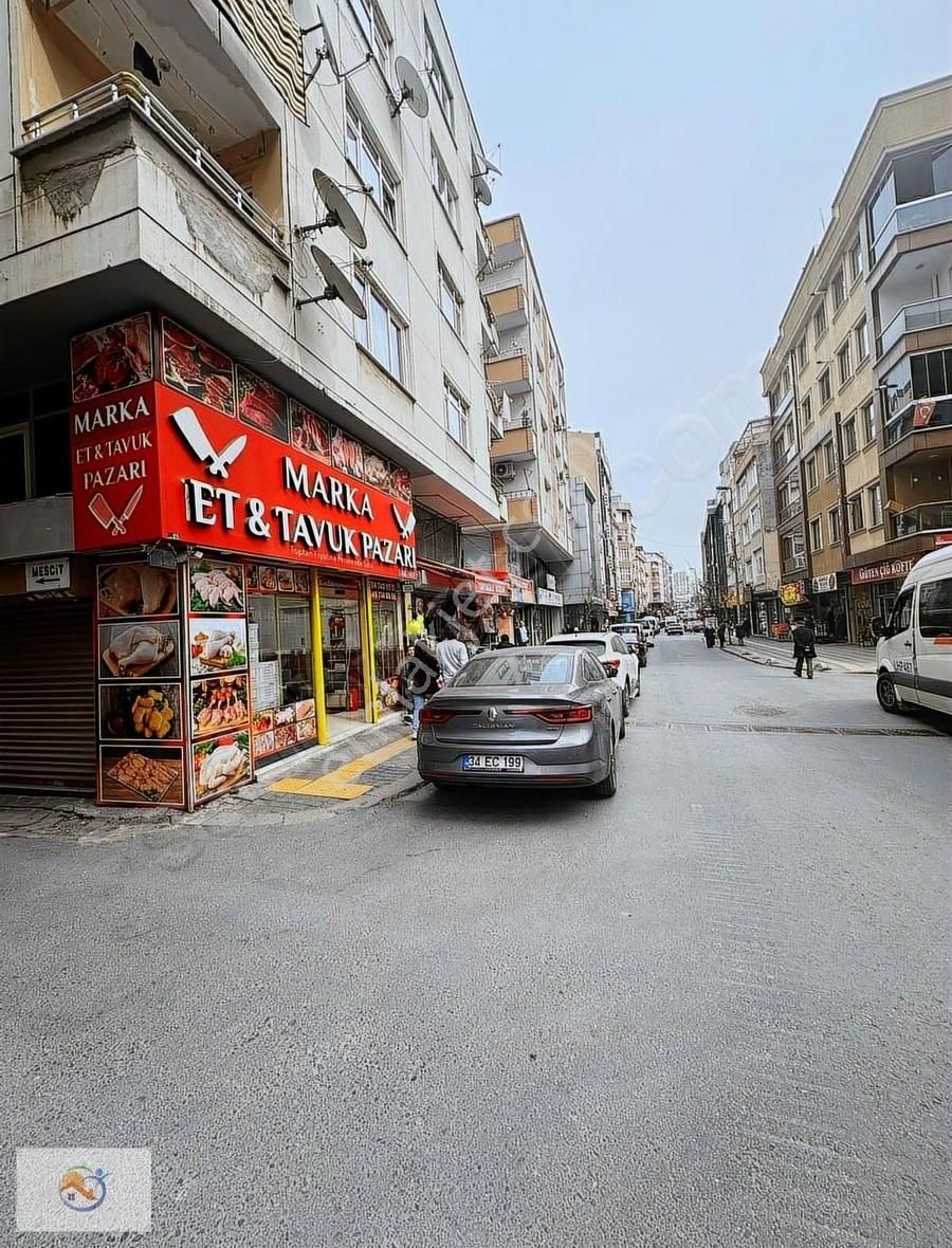 Nuripaşa'da Caddeye Paralel Düz Giriş Satılık Dükkan