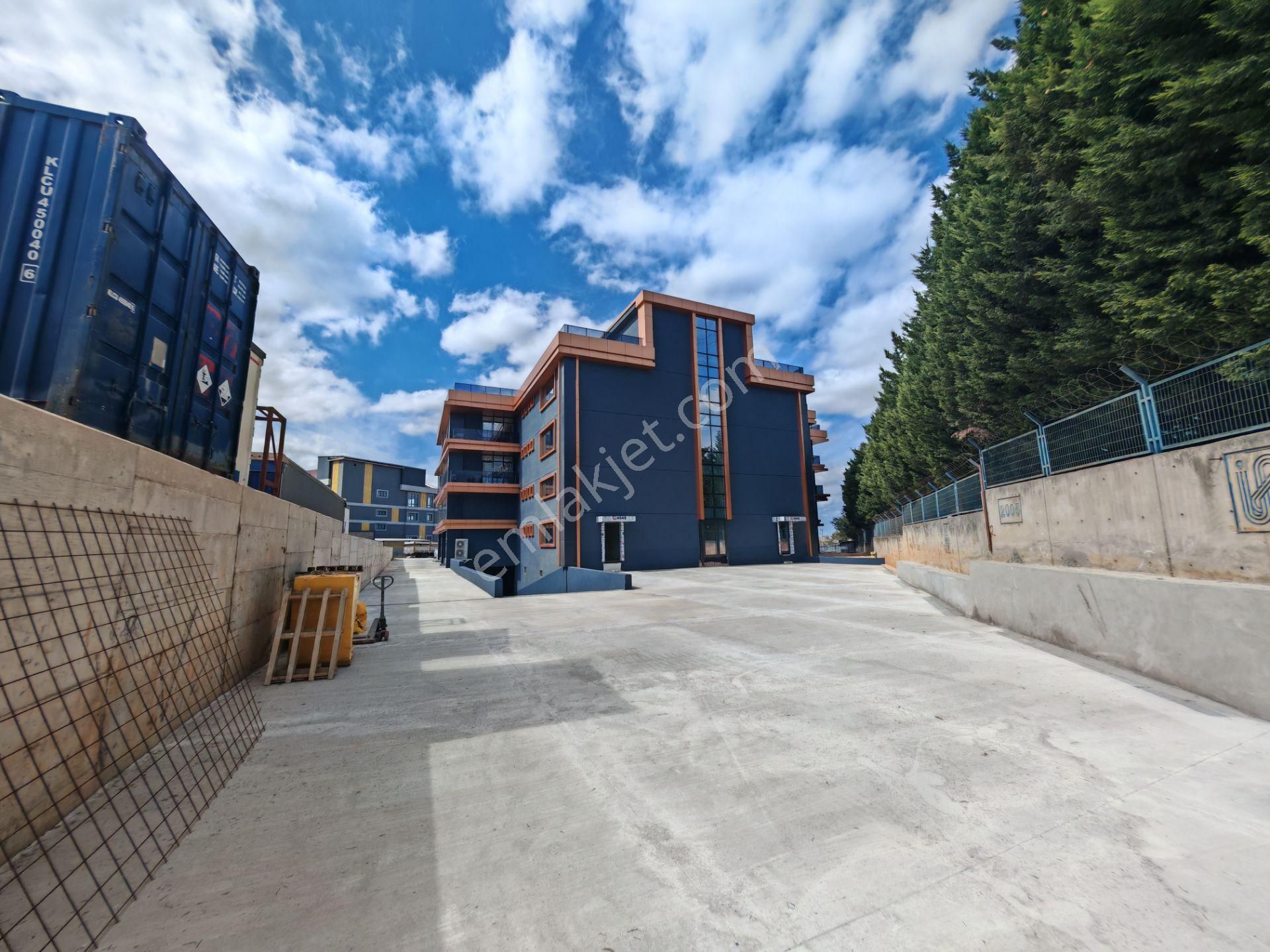 Orhanlı Emsalsiz Lokasyon 530 M2 Ofis Magaza 3e Gayrimenkul - Görsel 8