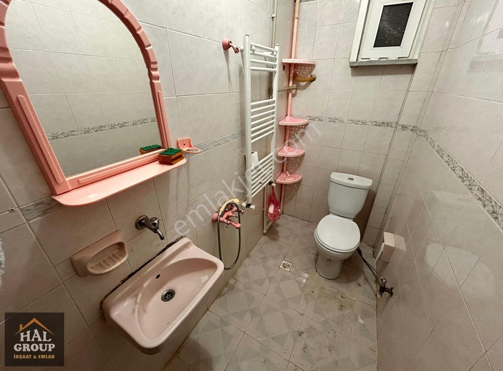 ▄▀ Hal Group ▀▄ Merkezi Konumda E5'e Yakın Yatırımlık Villa !!