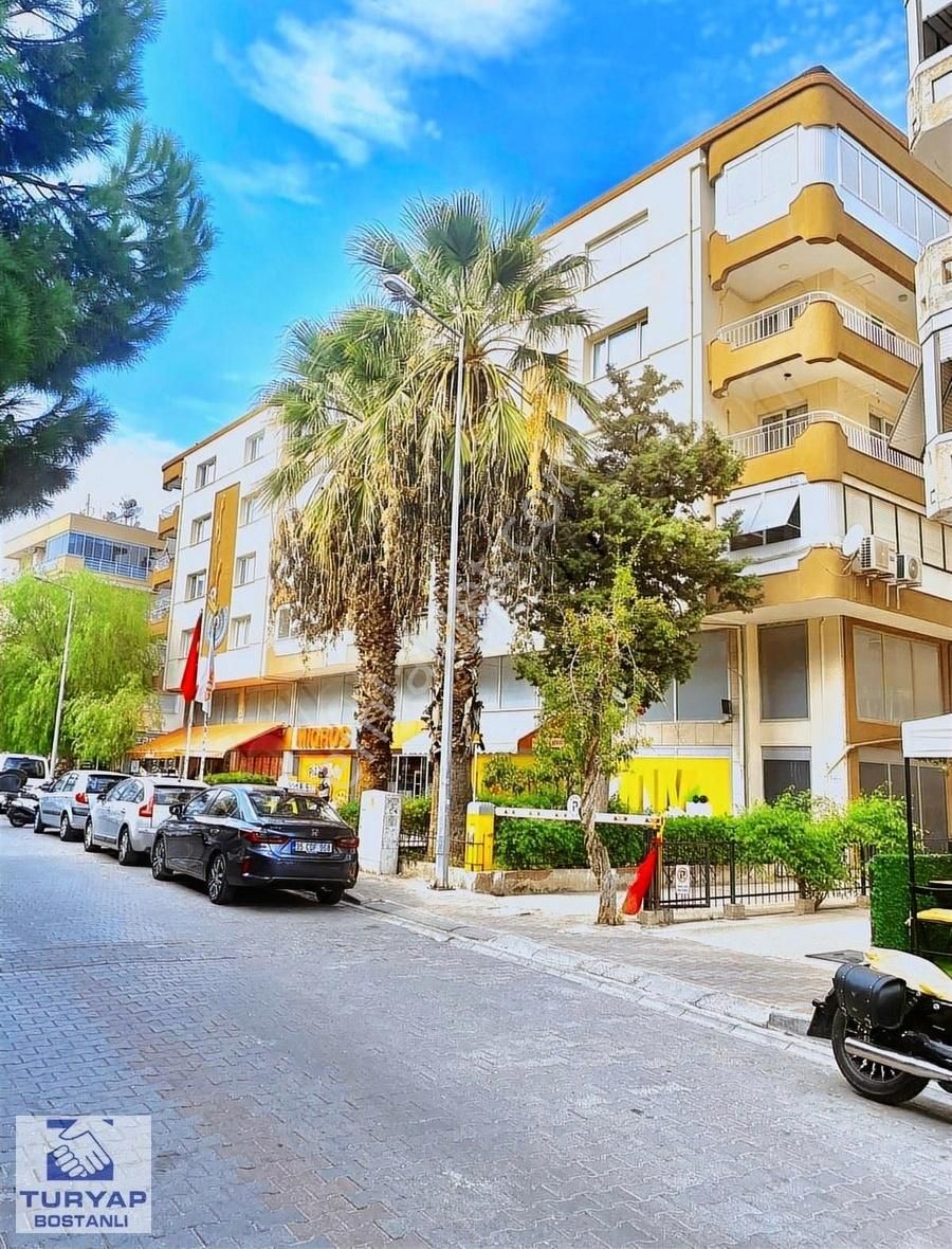 Karşıyaka Nergiz'de Kurumsal Kiracılı Satılık Dükkan