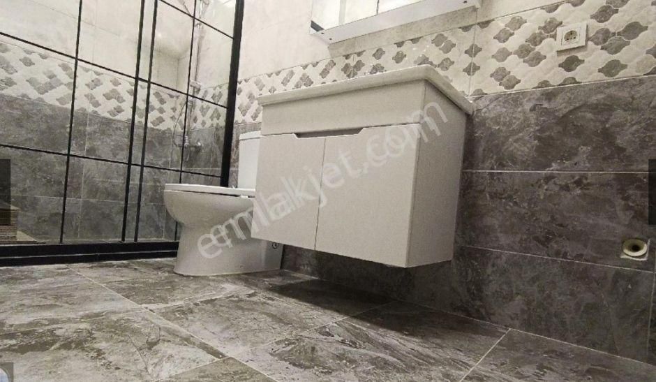 Çankaya Siyasal Bilgiler Fakültesi Yakını Metro Yakını Ara Kat Sıfır Full Yapılı Kiralık Daire