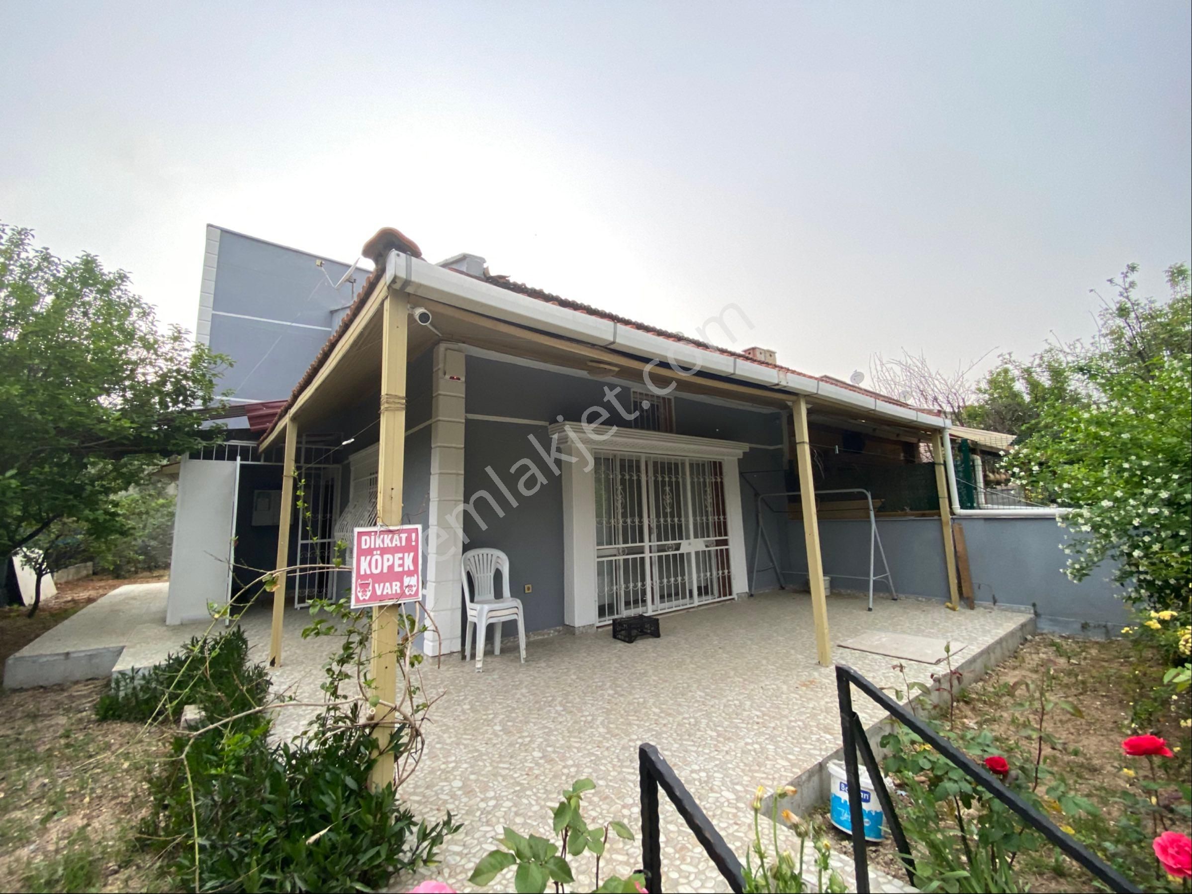 Ayrancılar İnönü Mahallesi’nde 3 + 1 Müstakil Dubleks Satılık Villa Bahçeli