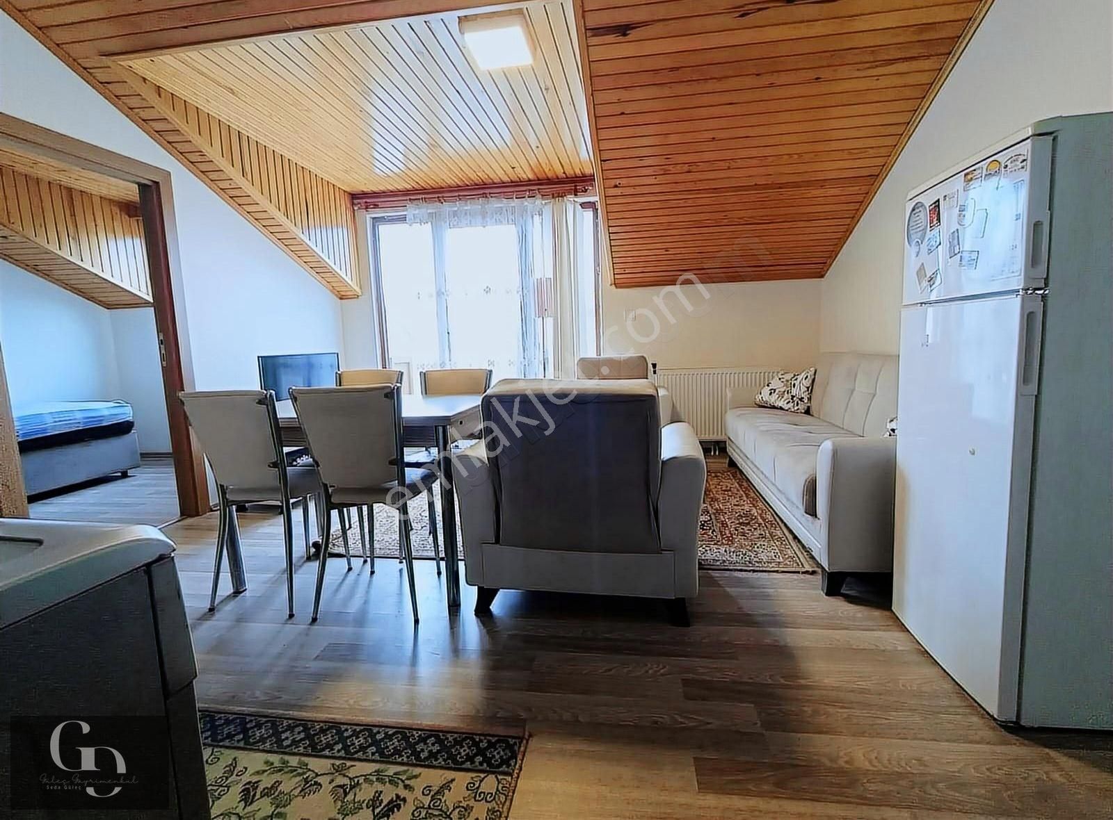 Avcılar Merkez Kiralık Eşyalı 2+1 Teras Yeni Bina Isınma Dahil