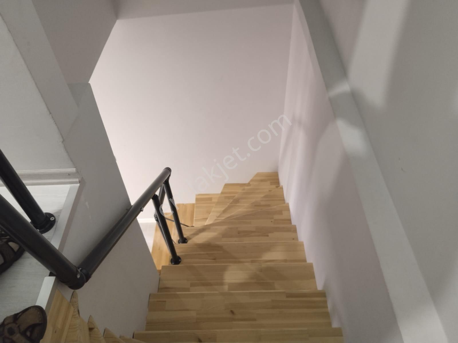 İznik Kutluca Mh.de Doğa İle Başbaşa Kalabileceğiniz Villa - Görsel 16