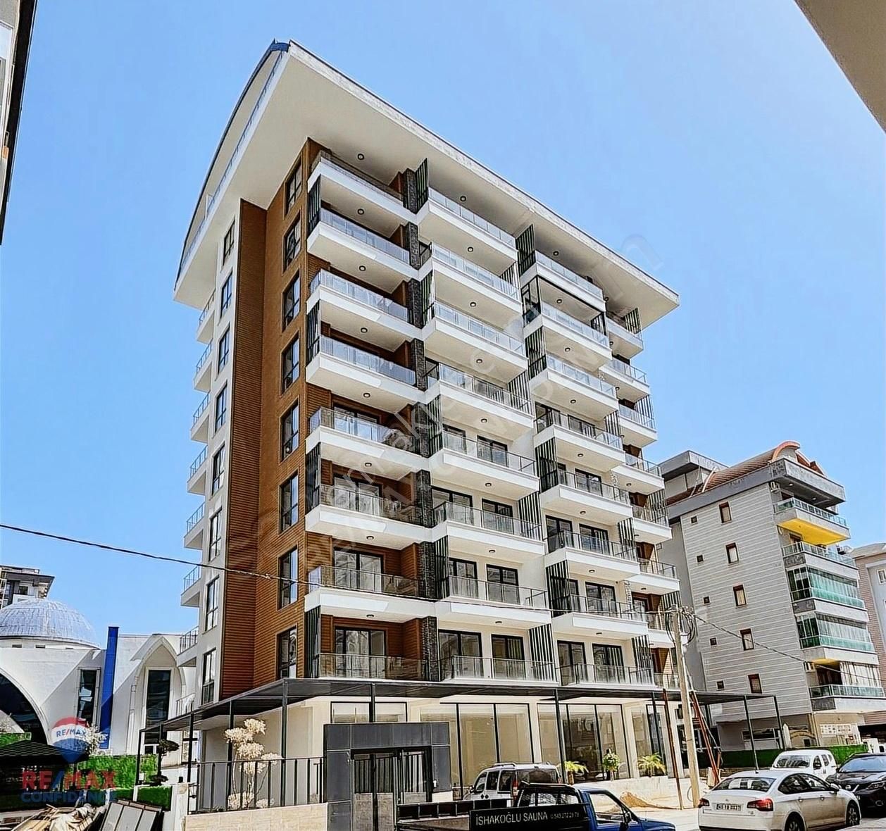 Alanya Mahmutlar'da 1+1 Kiralık Daire