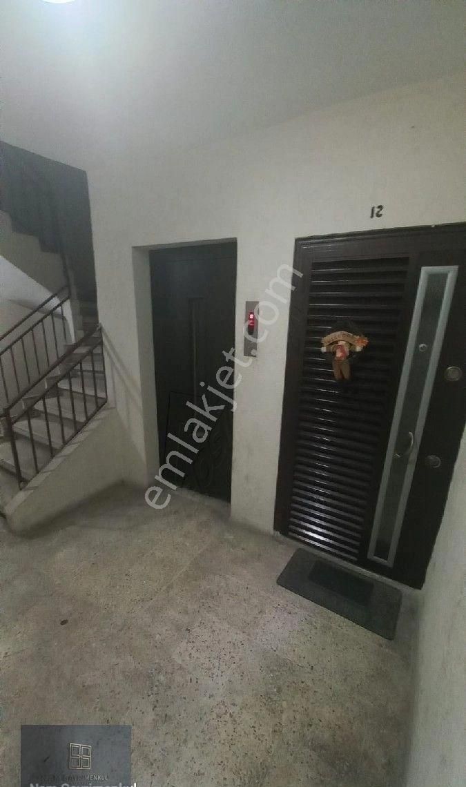 Akdeniz Mesudiye Mahallesi'nde 3+1 Ara Kat Asansörlü Satılık Daire