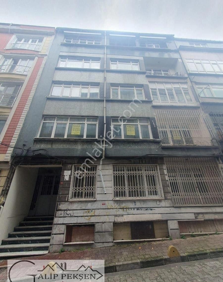 İstanbul Fatih Haseki Sultan Mah Satılık Açil 3+1 Daire