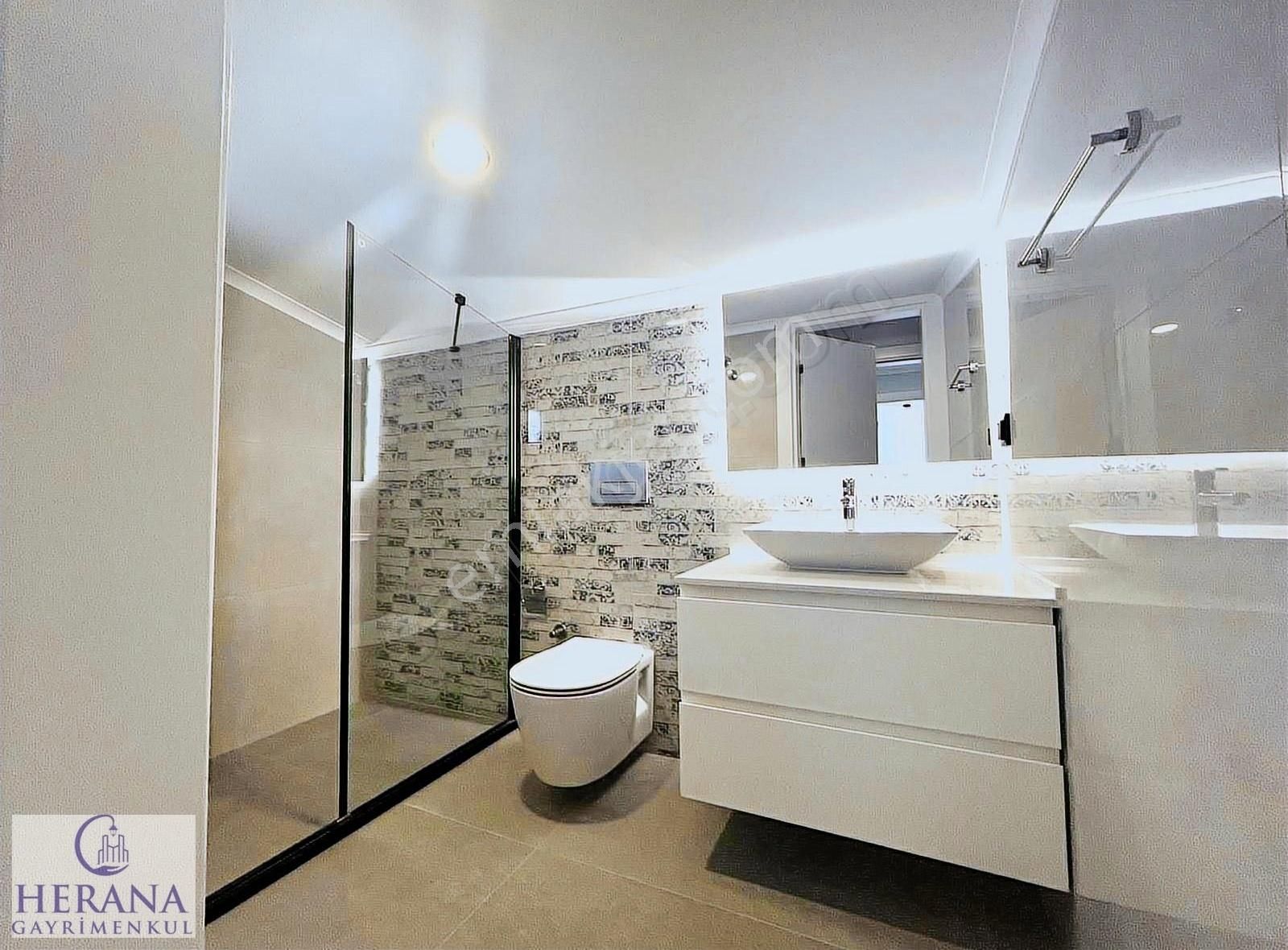 Plaja 250m Mesafede 400 M2 Arsa Payına Sahip Lüks Müstakil Villa - Görsel 34