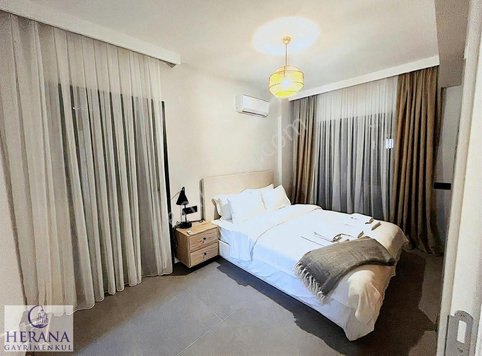 Plaja 250m Mesafede 400 M2 Arsa Payına Sahip Lüks Müstakil Villa - Görsel 2